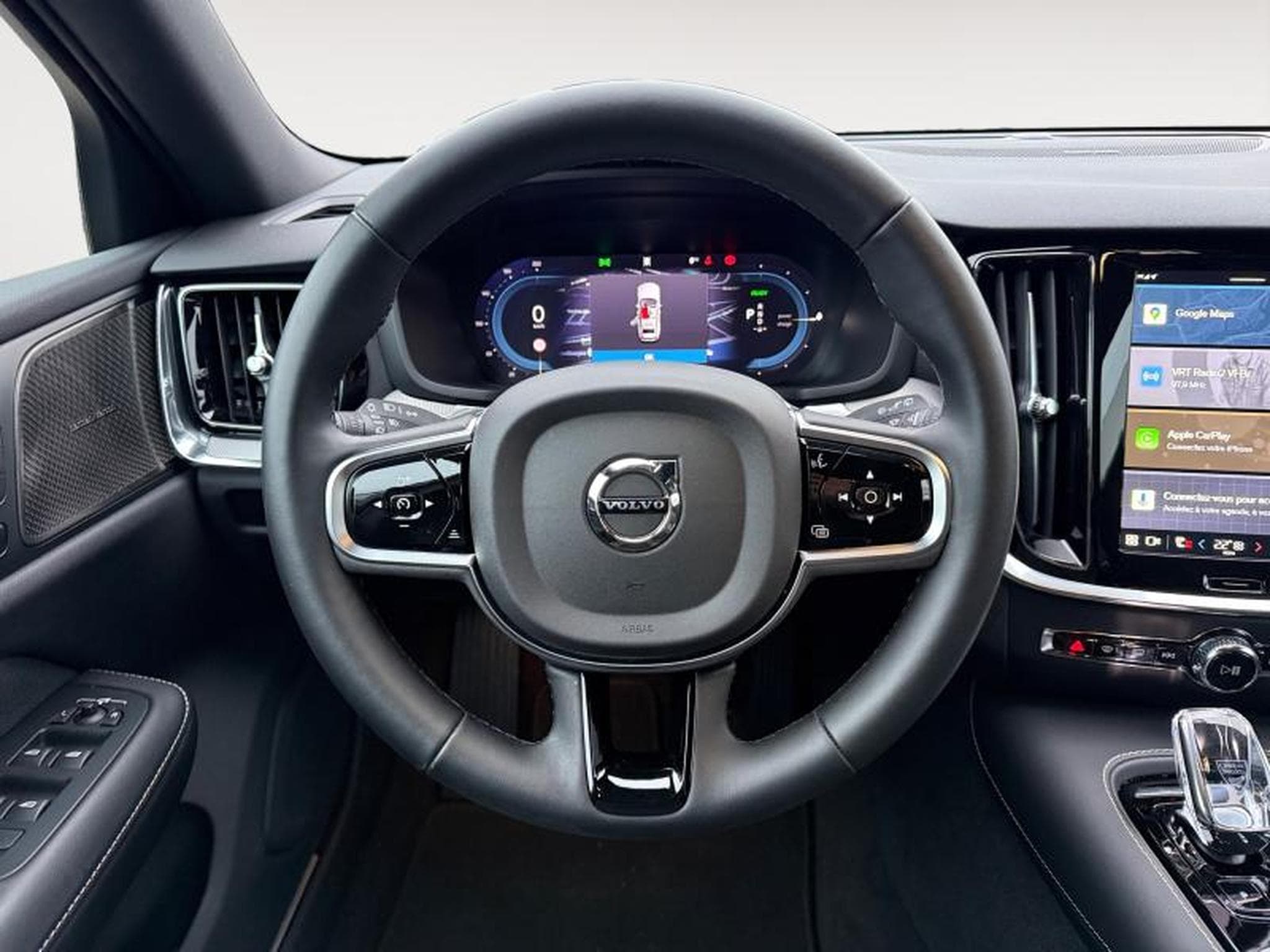 Volvo V60 T6 Plus Dark / Hybride (2024) - Photo 12