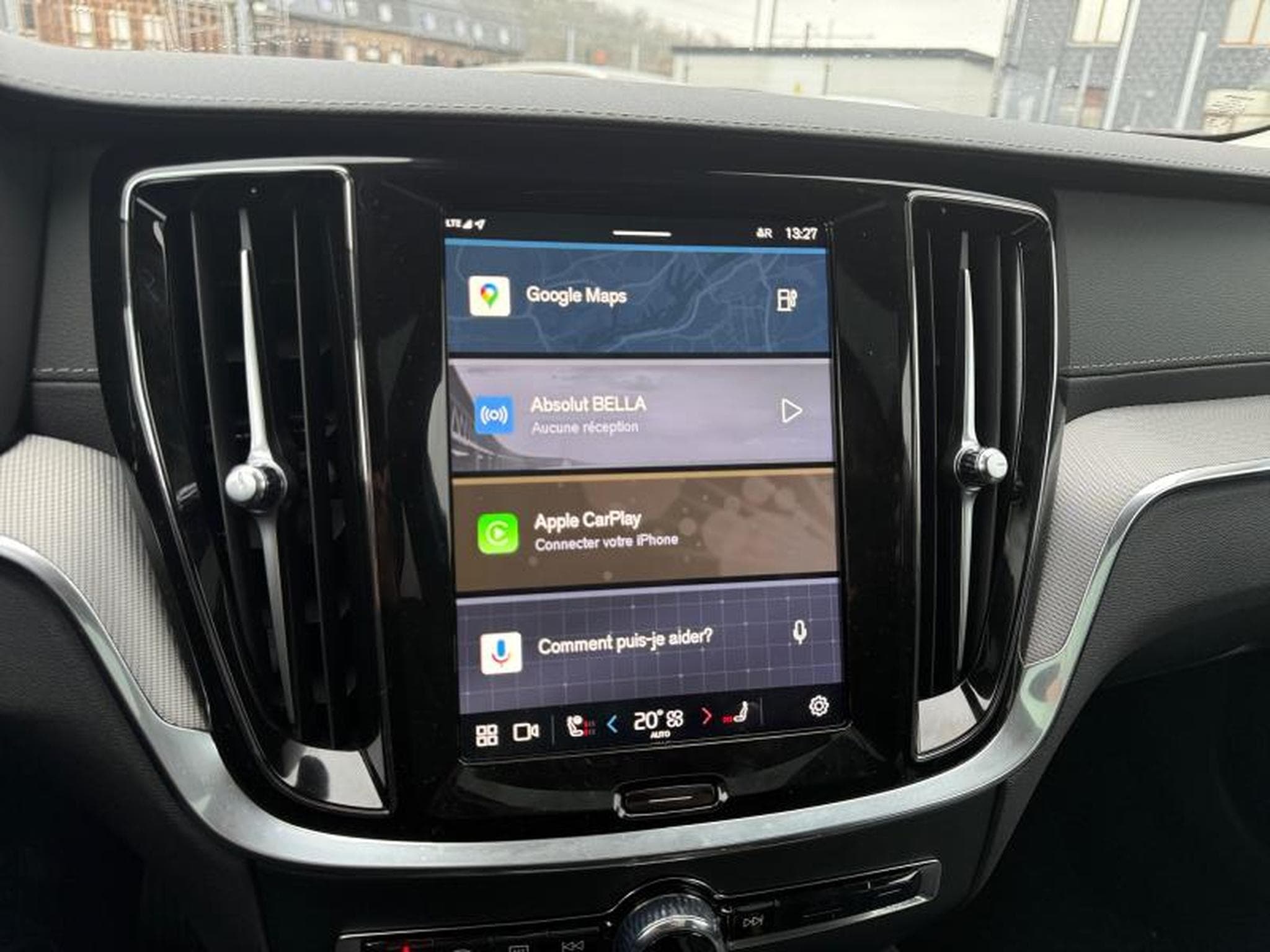 Volvo V60 T6 Ultra Dark / Hybride (2024) - Photo 16