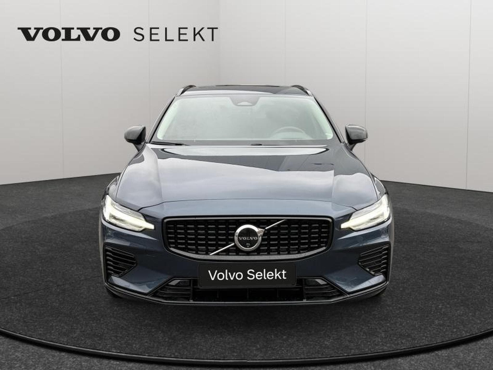 Volvo V60 T6 Ultra Dark / Hybride (2024) - Photo 9