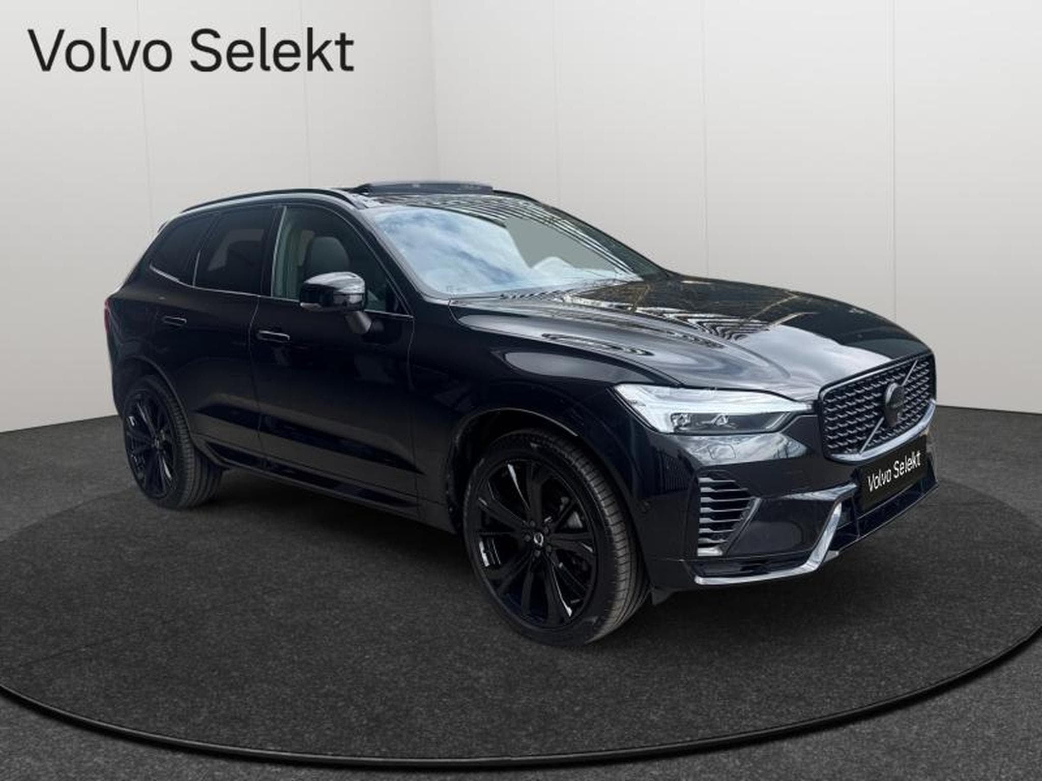 Volvo XC60 T8 Black Edition Plus / Hybride KIT HIVER INCLUS (2025) - Photo 8