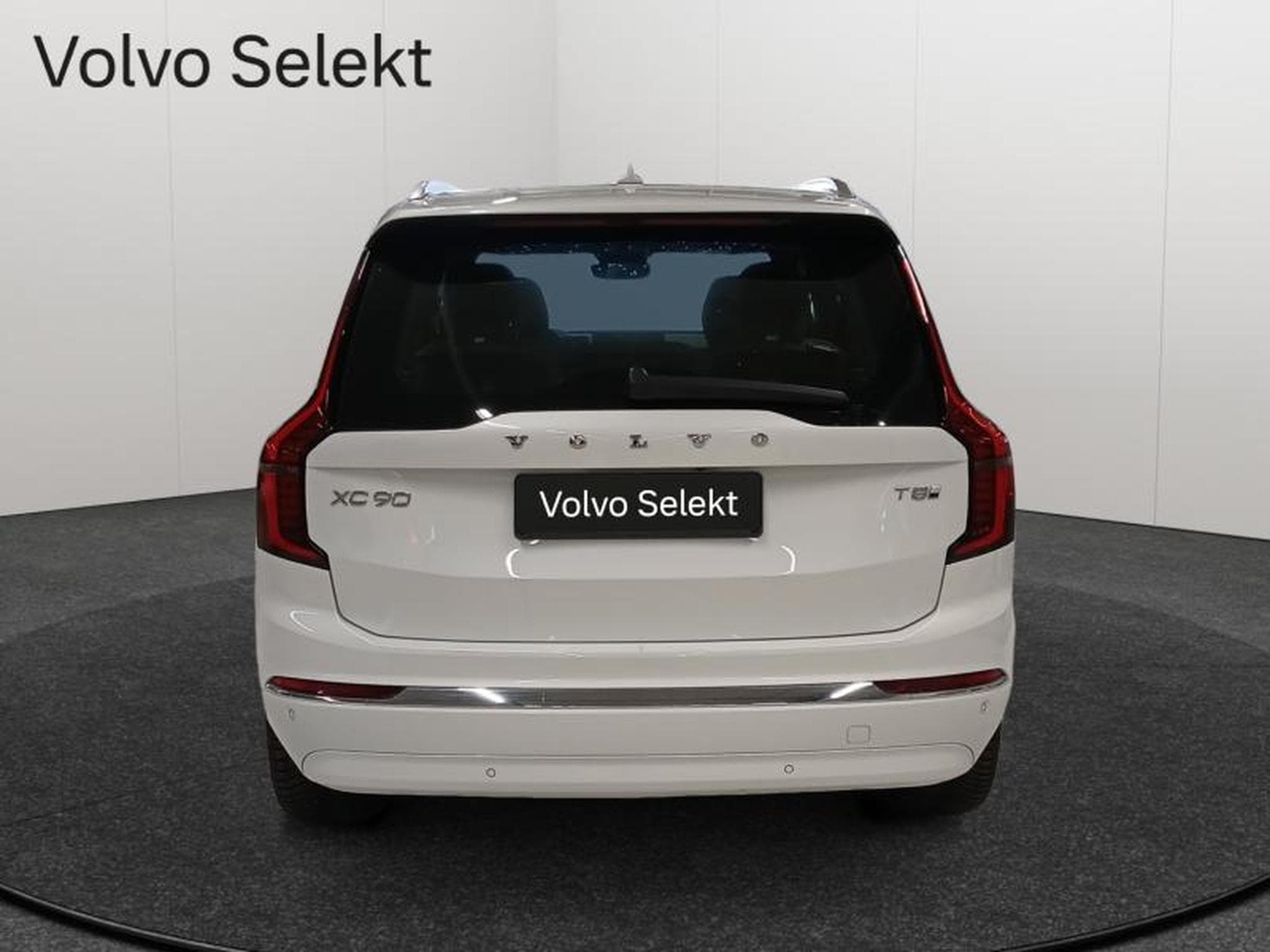 Volvo XC90 T8 AWD Core / Hybride (2025) - Photo 7