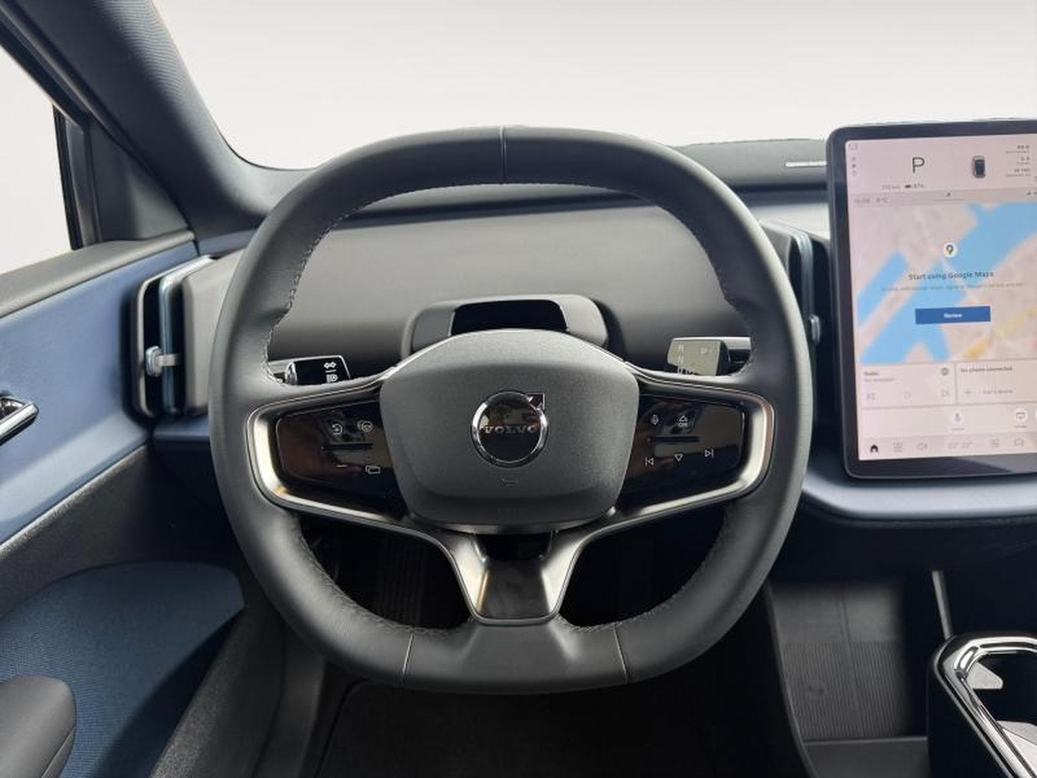 Volvo EX30 Plus Extended Range / Electrique (2024) - Photo 12