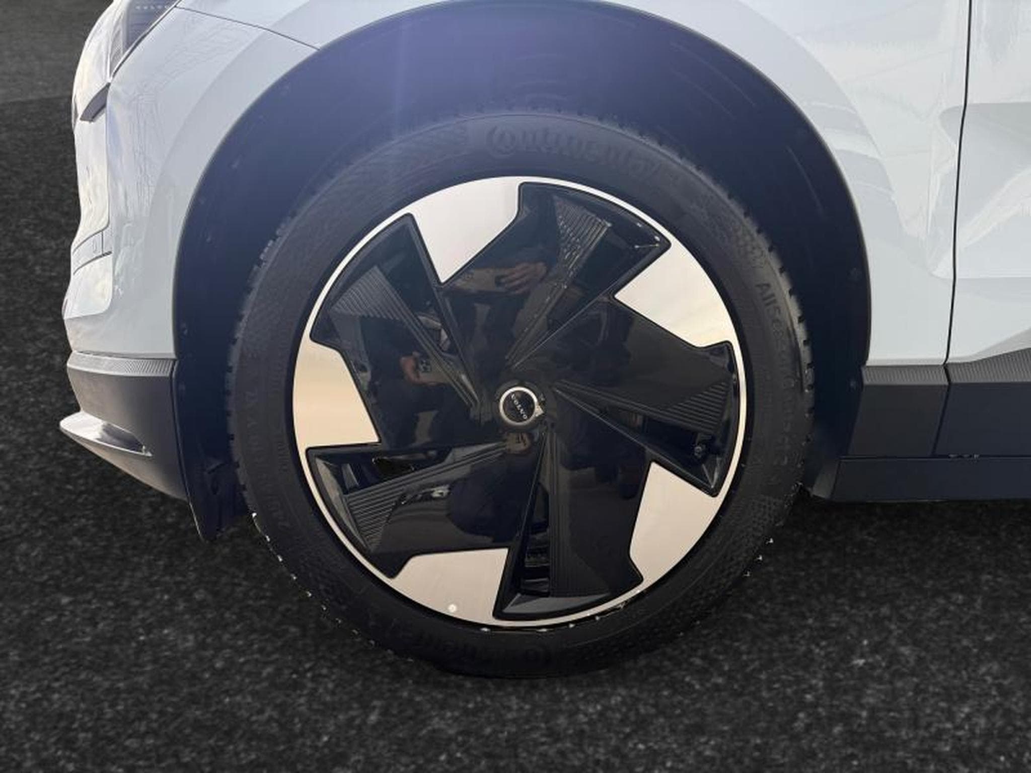 Volvo EX30 Plus Extended Range / Electrique (2024) - Photo 14