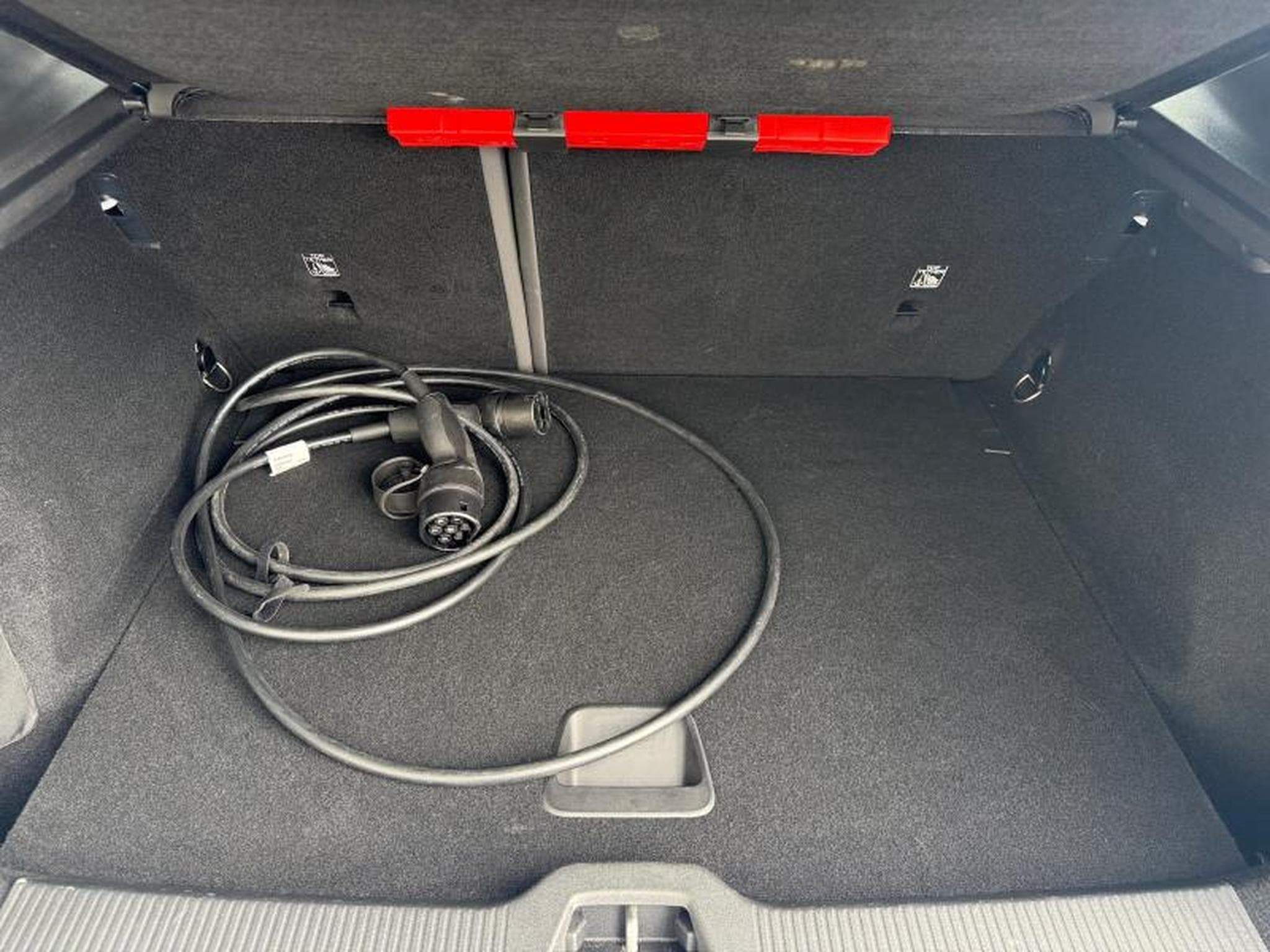 Volvo EX30 Plus Extended Range / Electrique (2024) - Photo 19