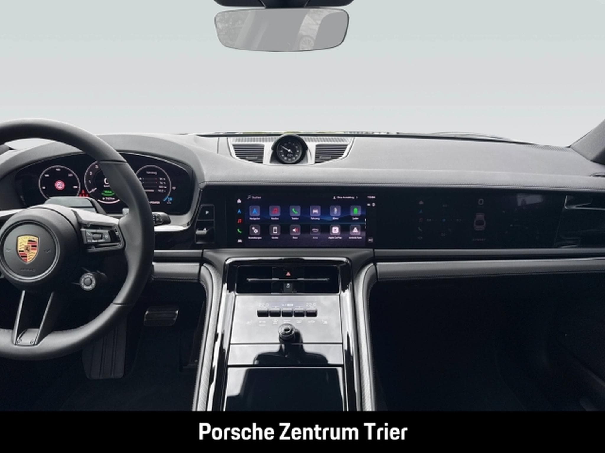 Porsche Panamera E-Hybrid InnoDrive HA-Lenkung Head-Up (2026) - Photo 14