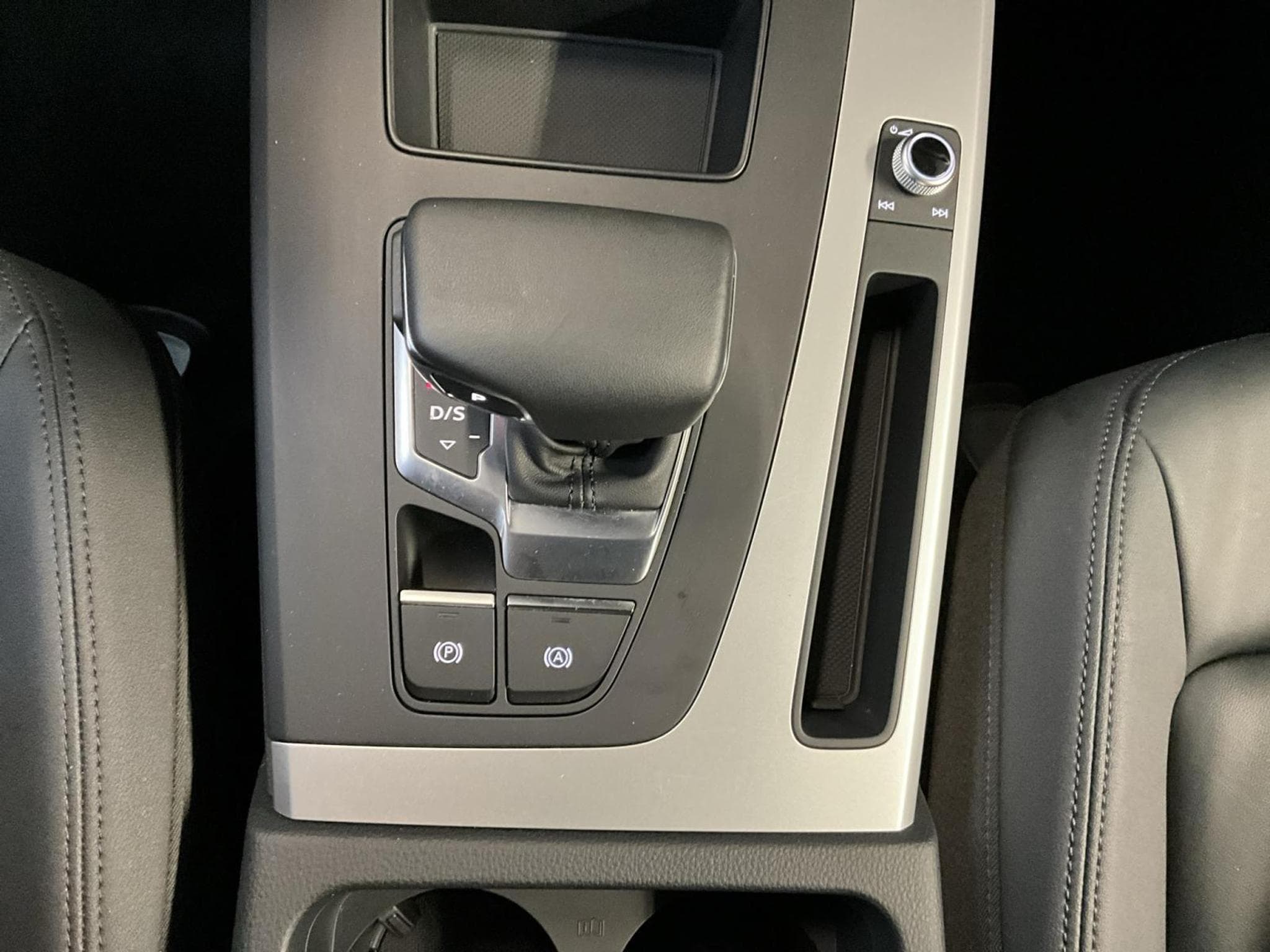 Audi Q5 Advanced+40TDI+Quattro+S-Tronic+P.Ass.-Tour+P.Business+ (2024) - Photo 15