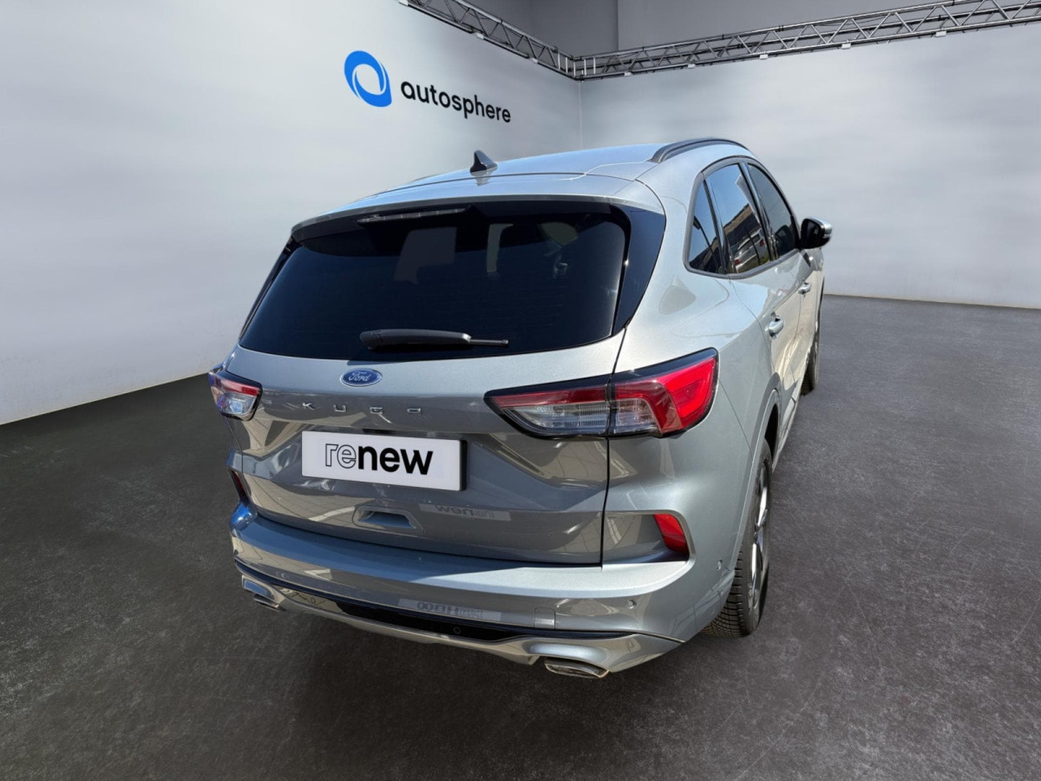 Ford Kuga 2.0 TDCI  fwd Auto ST-LINE X (2023) - Photo 5