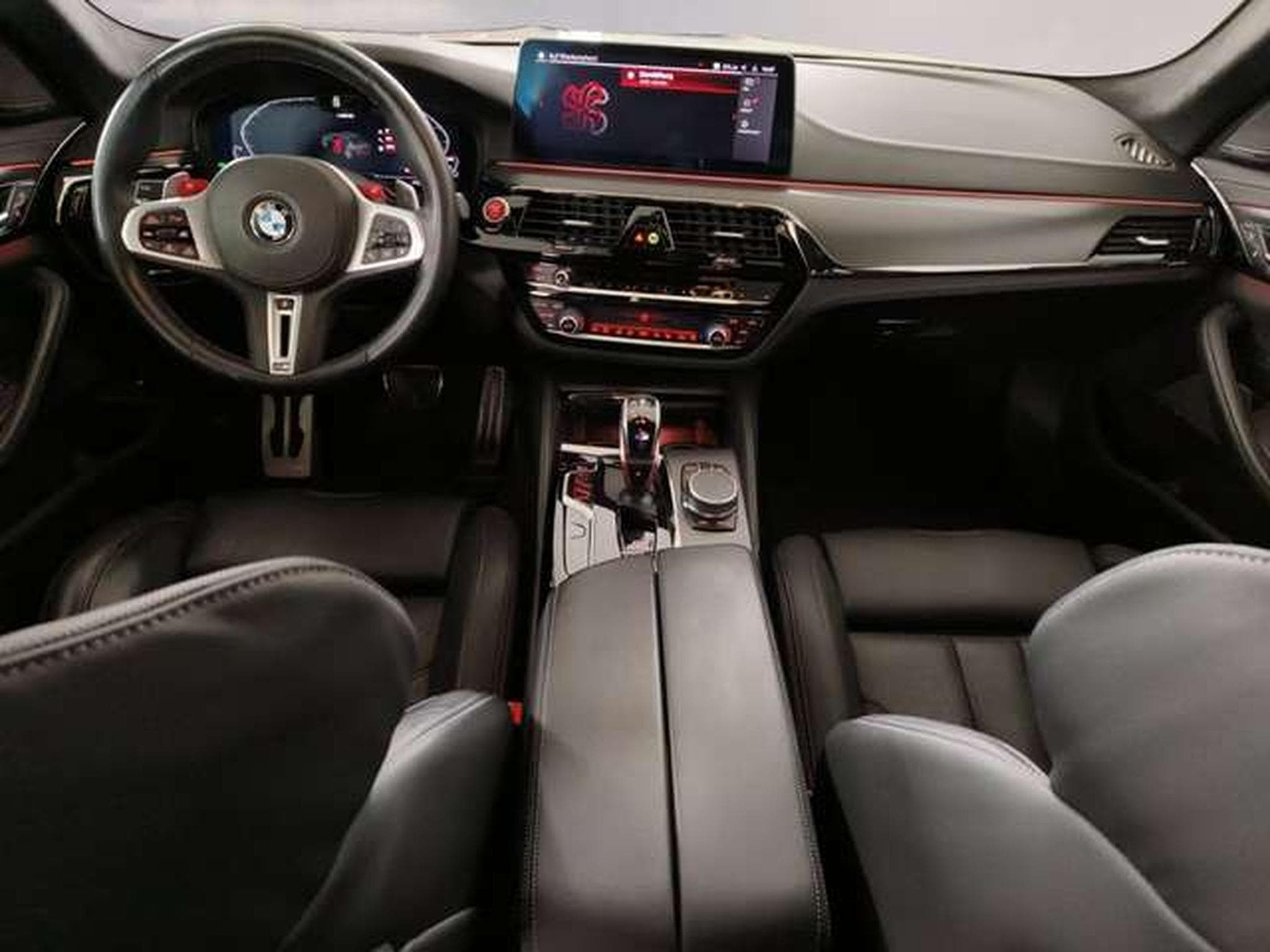 BMW M5 Limousine (2022) - Photo 6