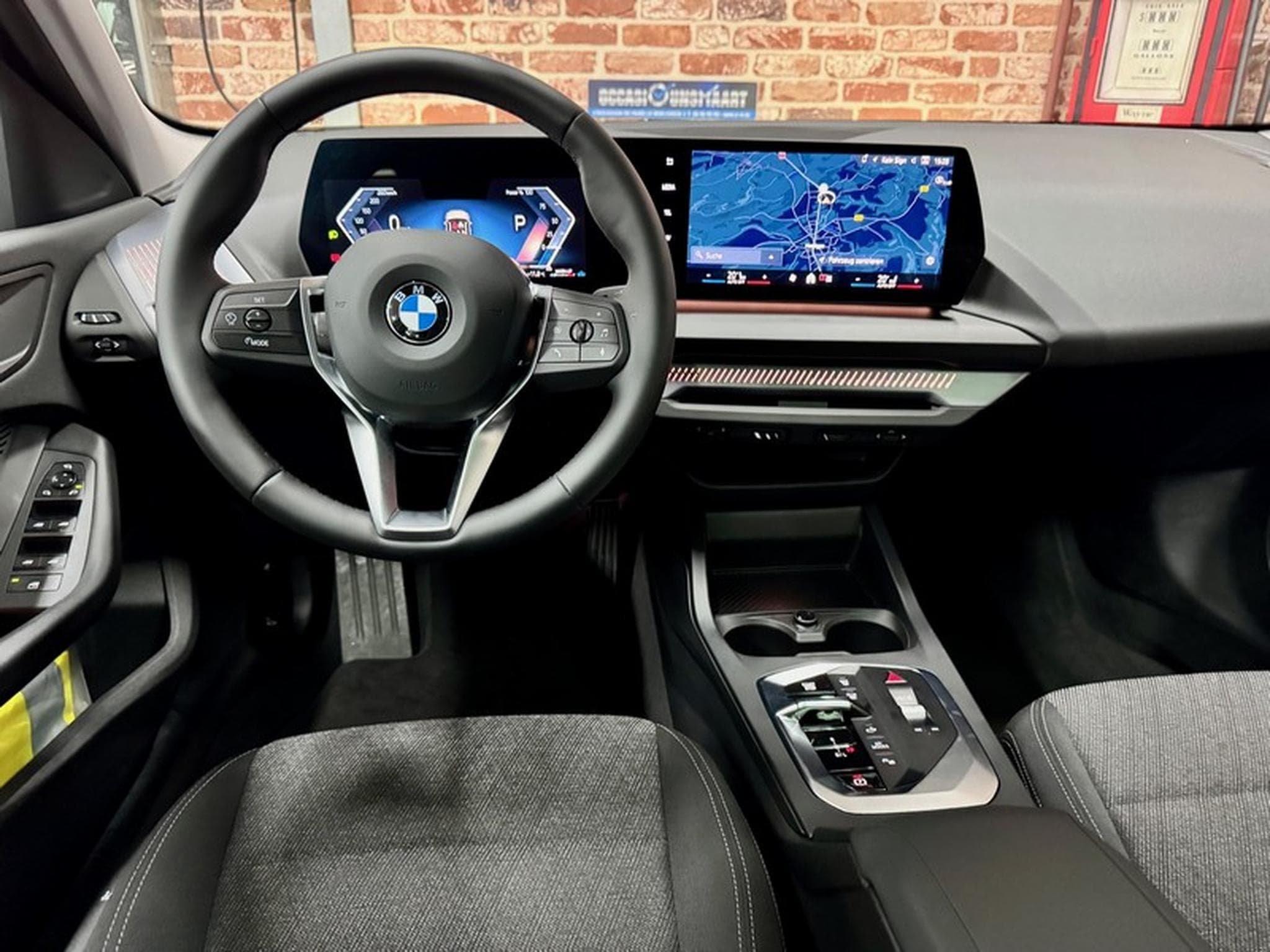 BMW 120 120iA 170cv Auto M-SPORT Design (New Modèle) (2025) - Photo 4