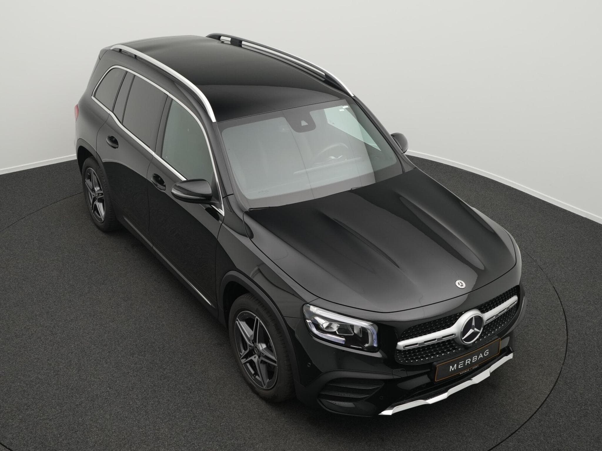 Mercedes GLB 200 AMG-Line LED+Kamera+Distr+19" (2021) - Photo 10