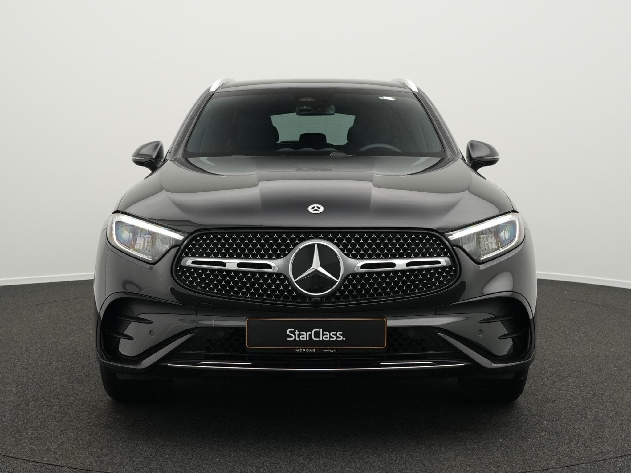 Mercedes GLC 300 d 4MATIC AMG-Line LED+Kamera+AHK+Memory (2025) - Photo 2