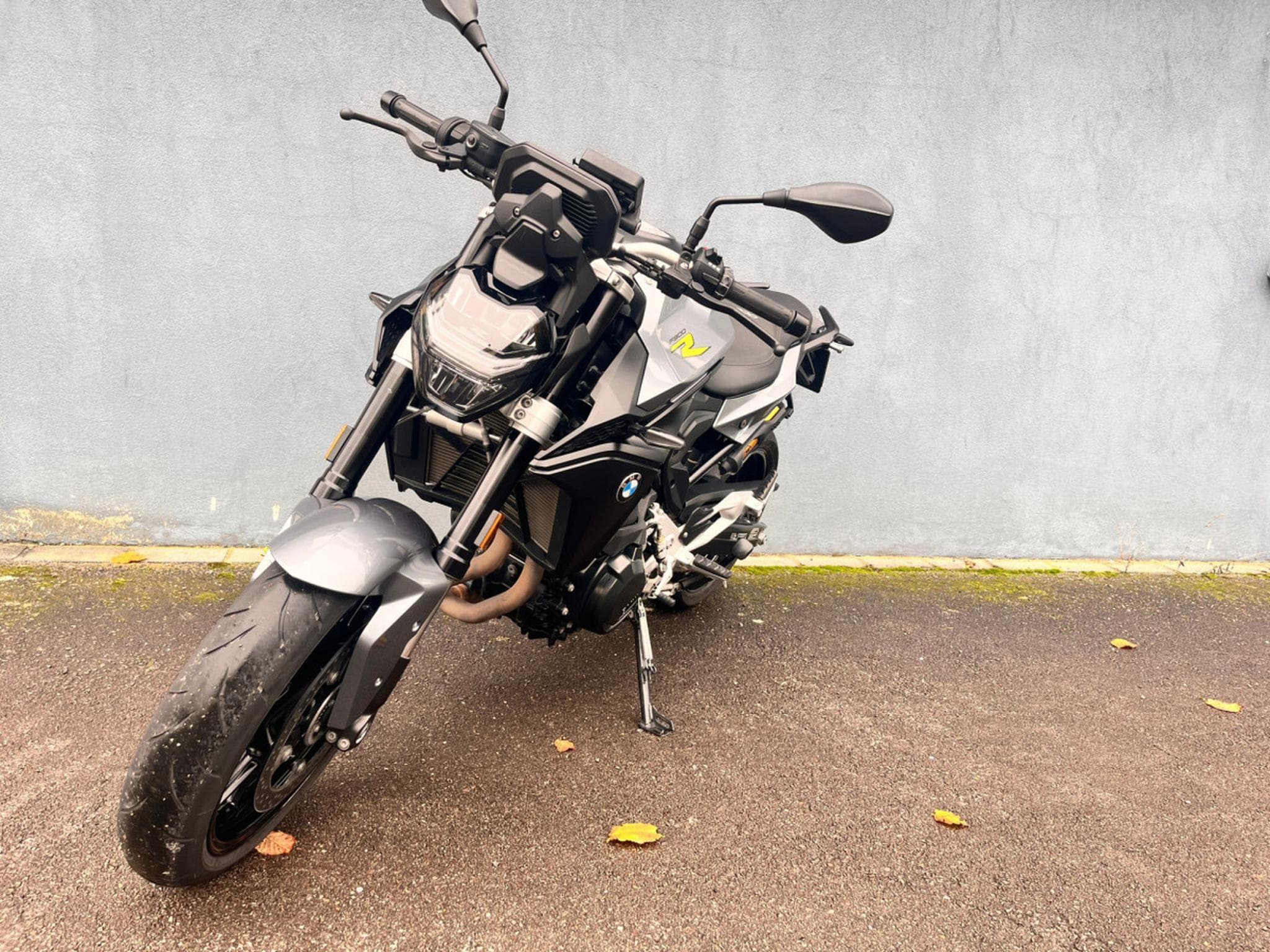 BMW F 900 R (2024) - Photo 4
