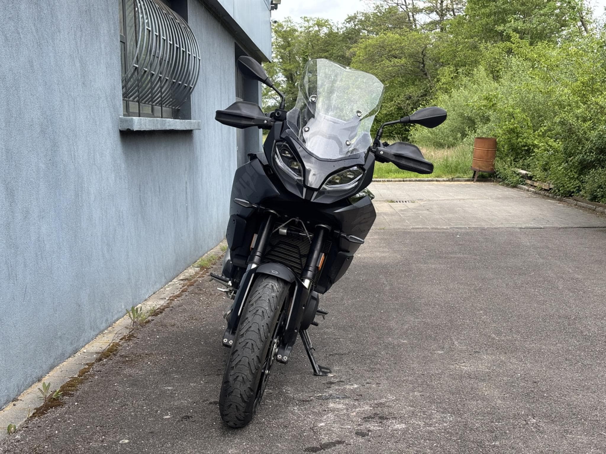 BMW F 900 XR (2025) - Photo 3