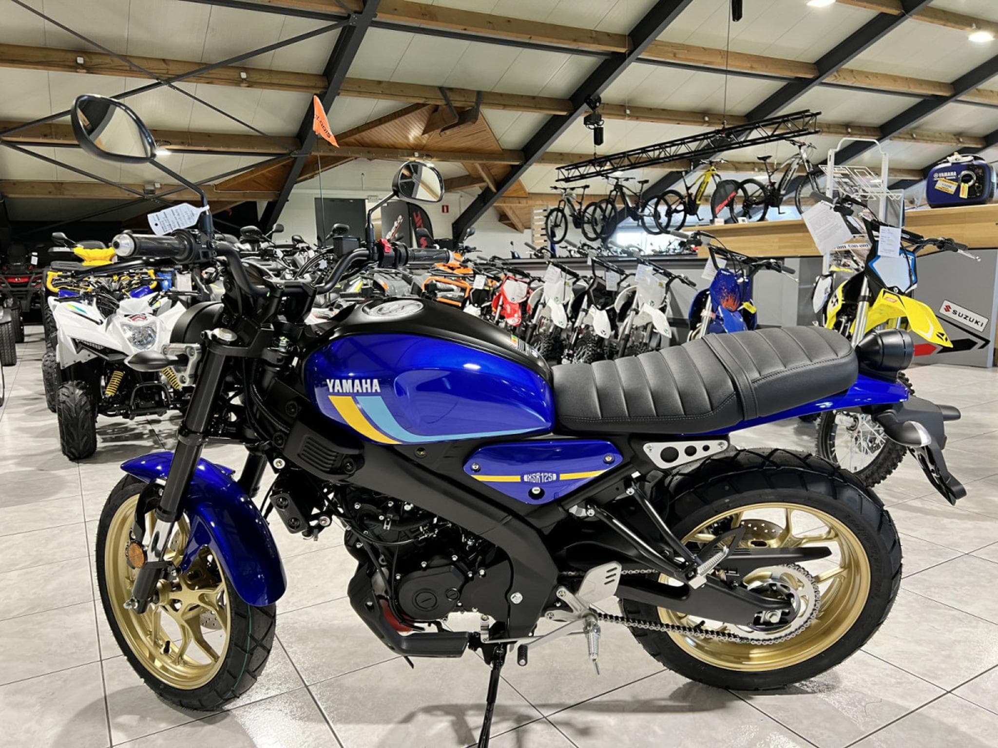 Yamaha XSR (2026) - Photo 4