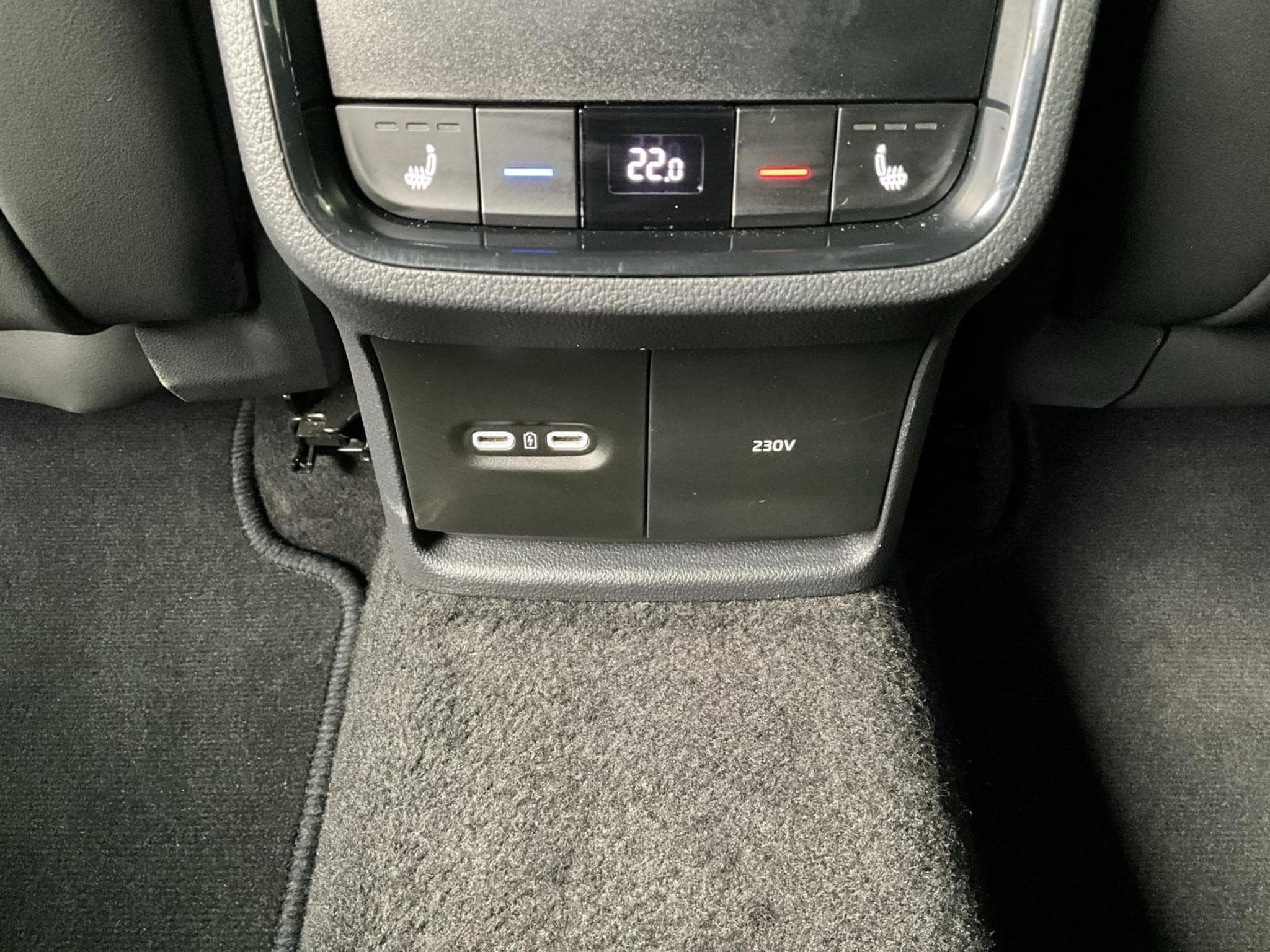 Skoda Octavia RS+DSG+Navi+LED+P.Challenge (2023) - Photo 19