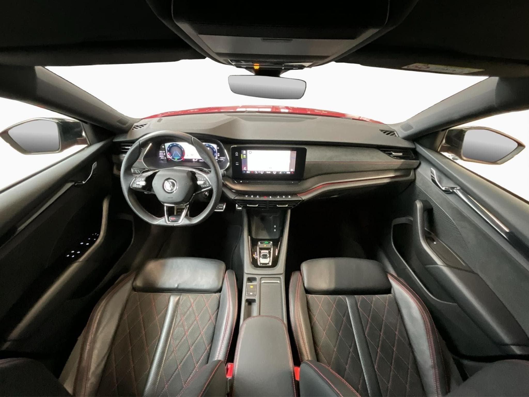 Skoda Octavia RS+DSG+Navi+LED+P.Challenge (2023) - Photo 2