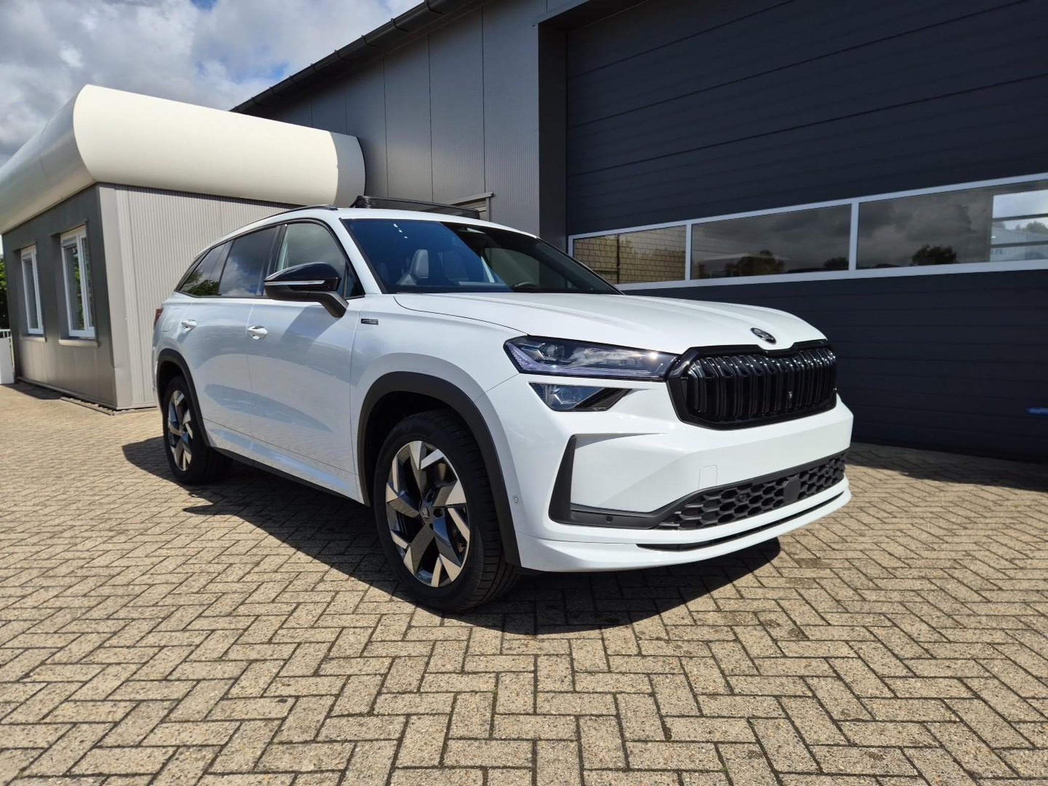 Skoda Kodiaq Sportline 1.5 TSI (2026) - Photo 7