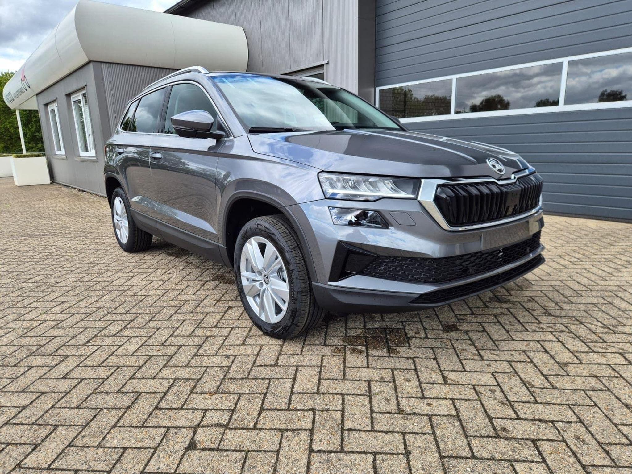 Skoda Karoq 1.5 TSI 150PS (2026) - Photo 7