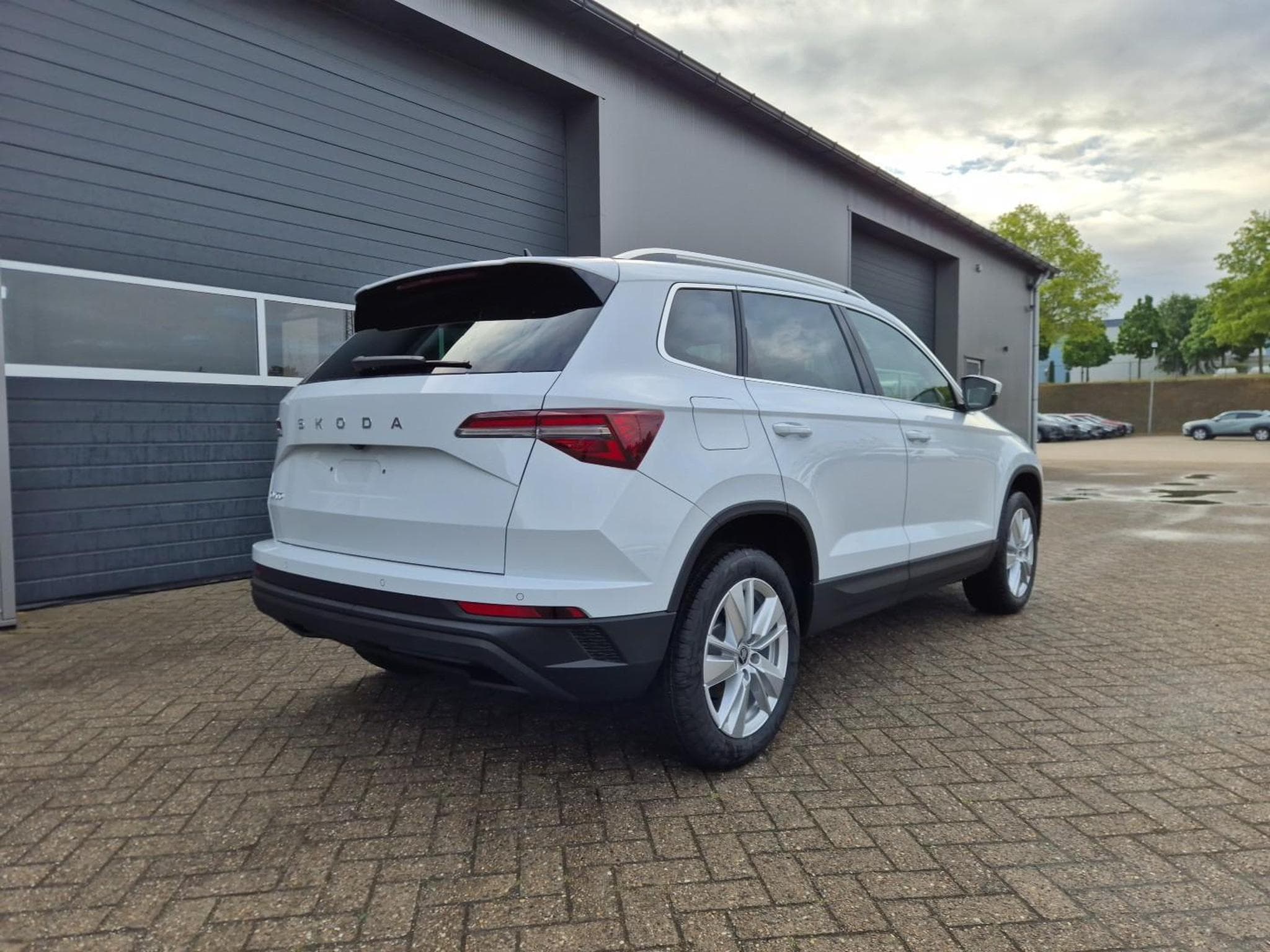 Skoda Karoq 1.5 TSI 150PS (2026) - Photo 5