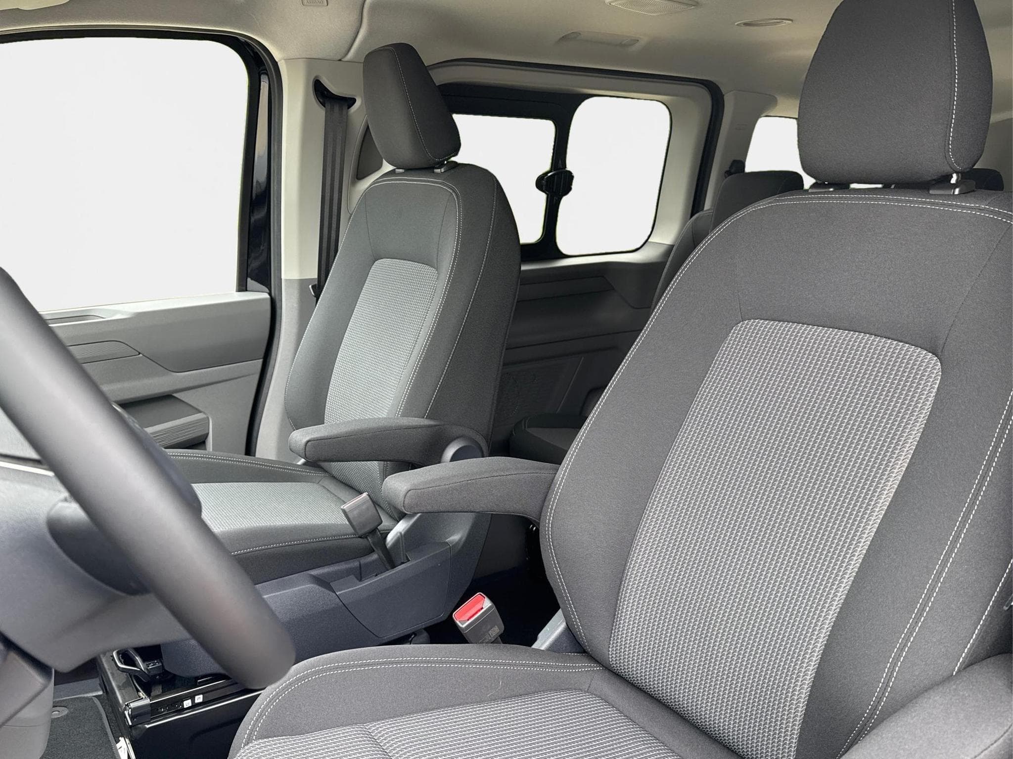 VW T7 Basis (2026) - Photo 17