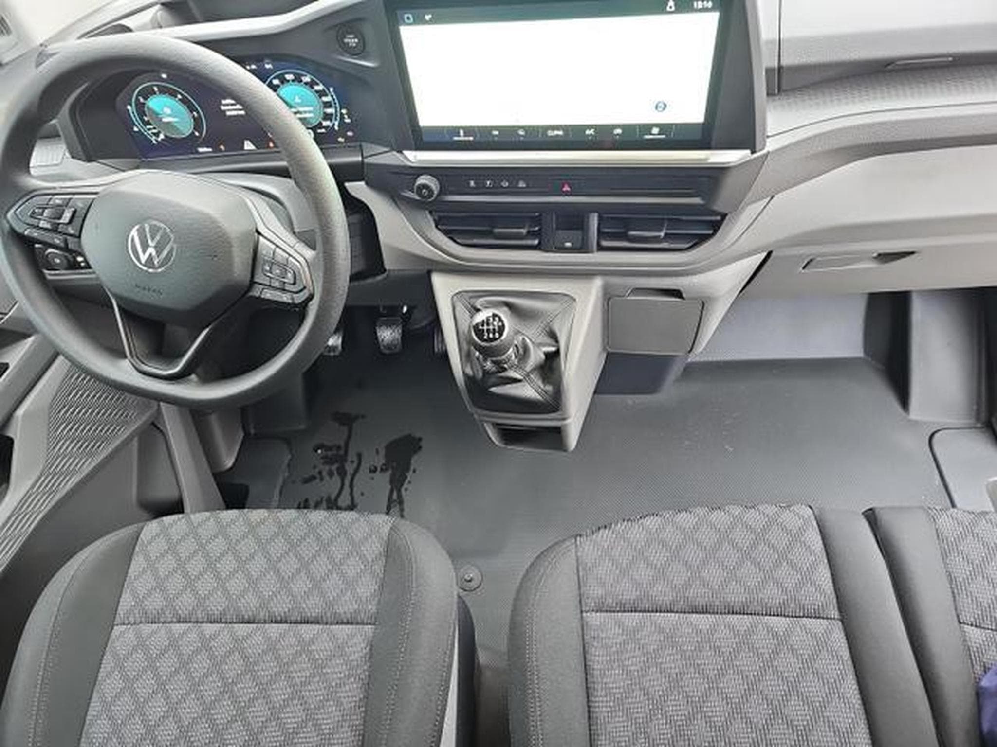 VW T7 Transporter Kaste 2.0 TDI 81 kW KR (2026) - Photo 11