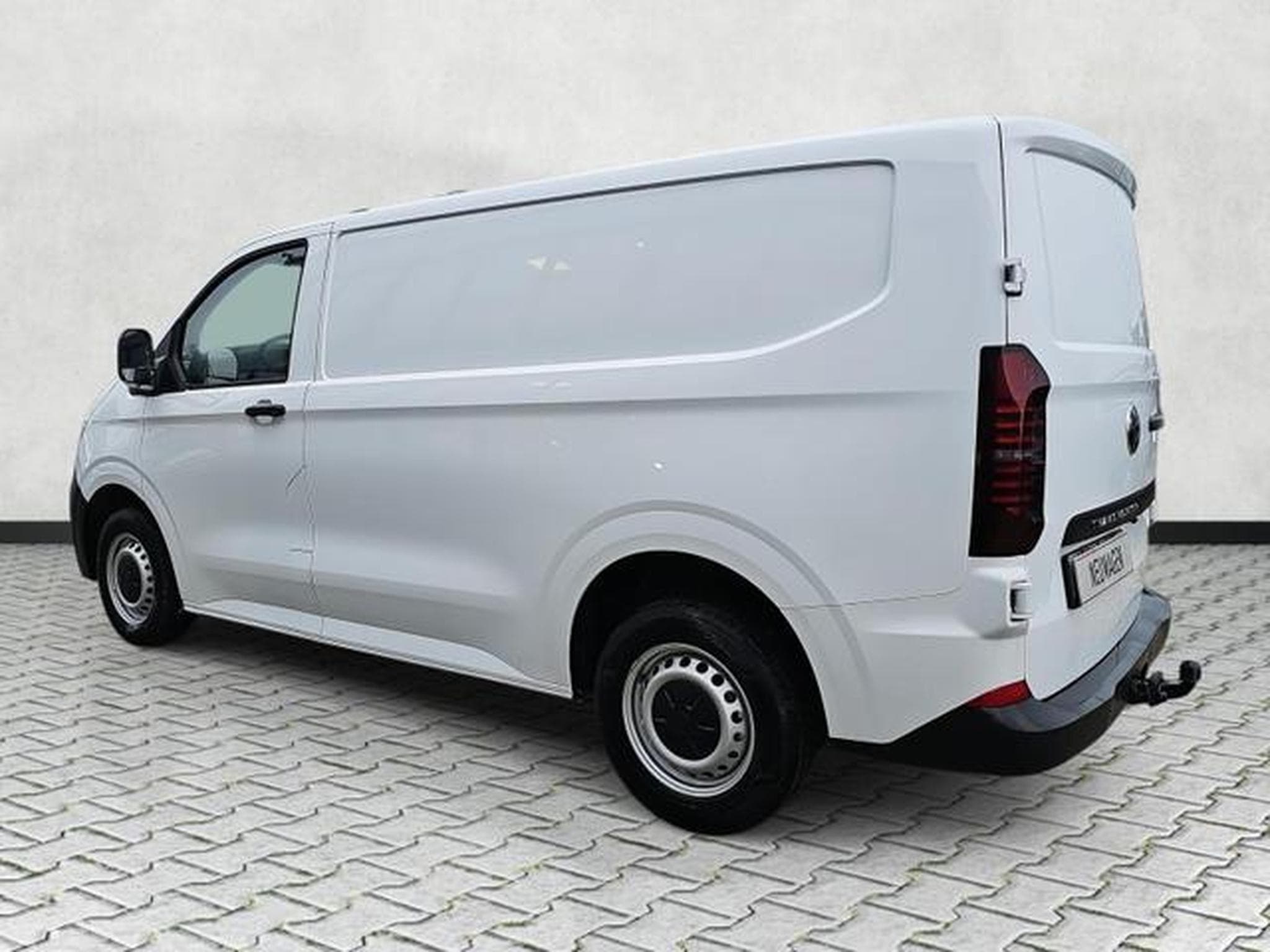VW T7 Transporter Kaste 2.0 TDI 81 kW KR (2026) - Photo 5