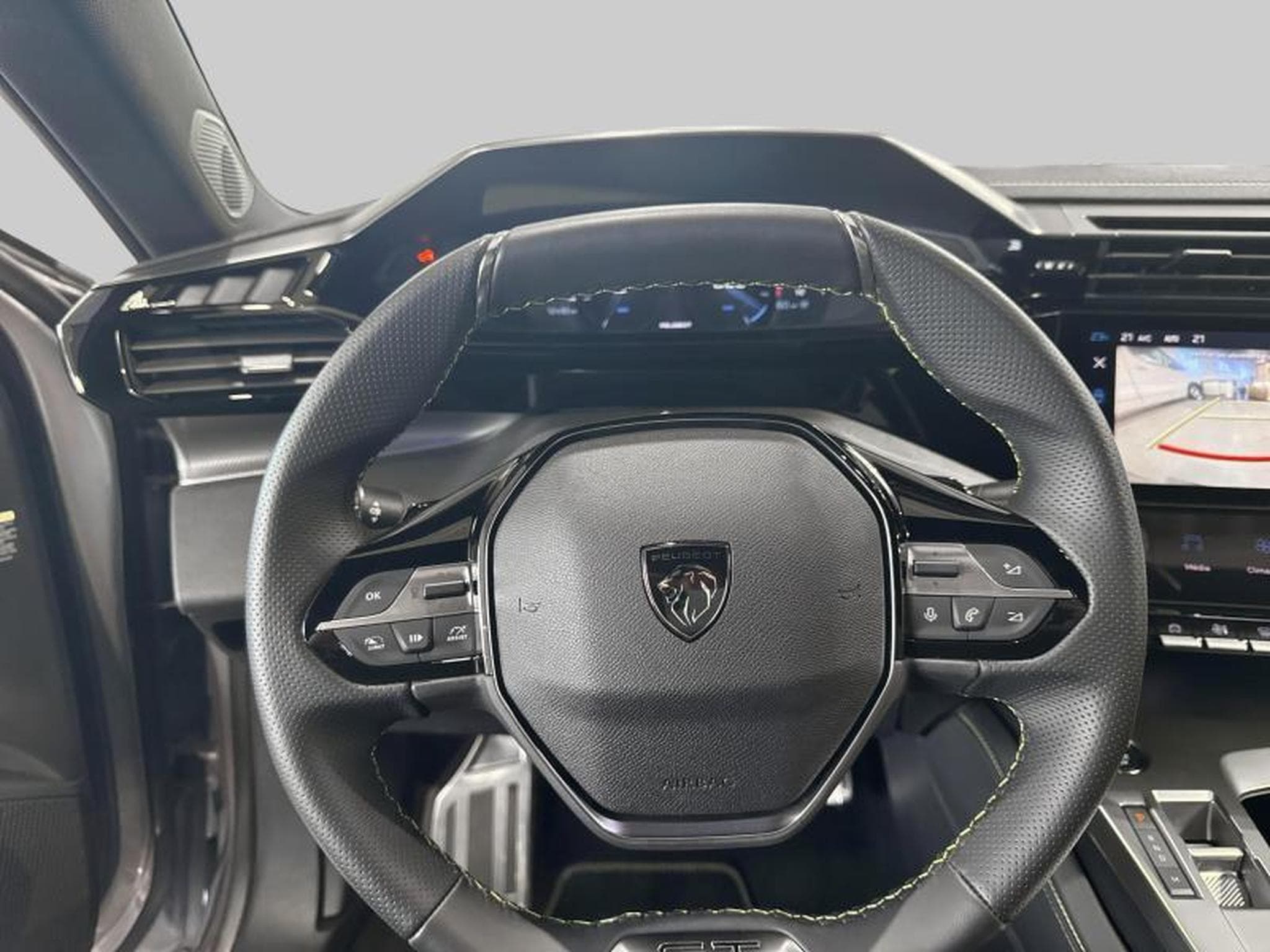 Peugeot 308 GT EAT8 (2024) - Photo 14