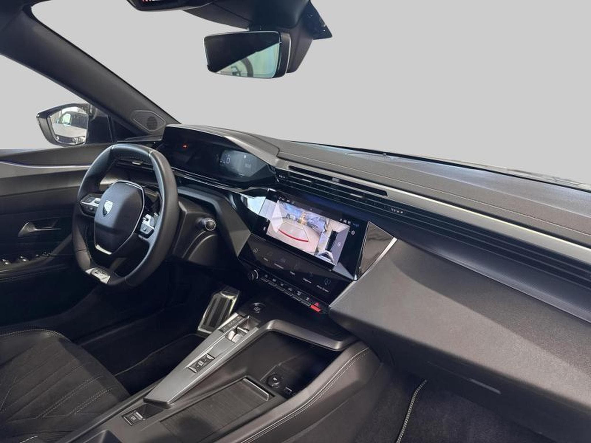 Peugeot 308 GT EAT8 (2024) - Photo 9