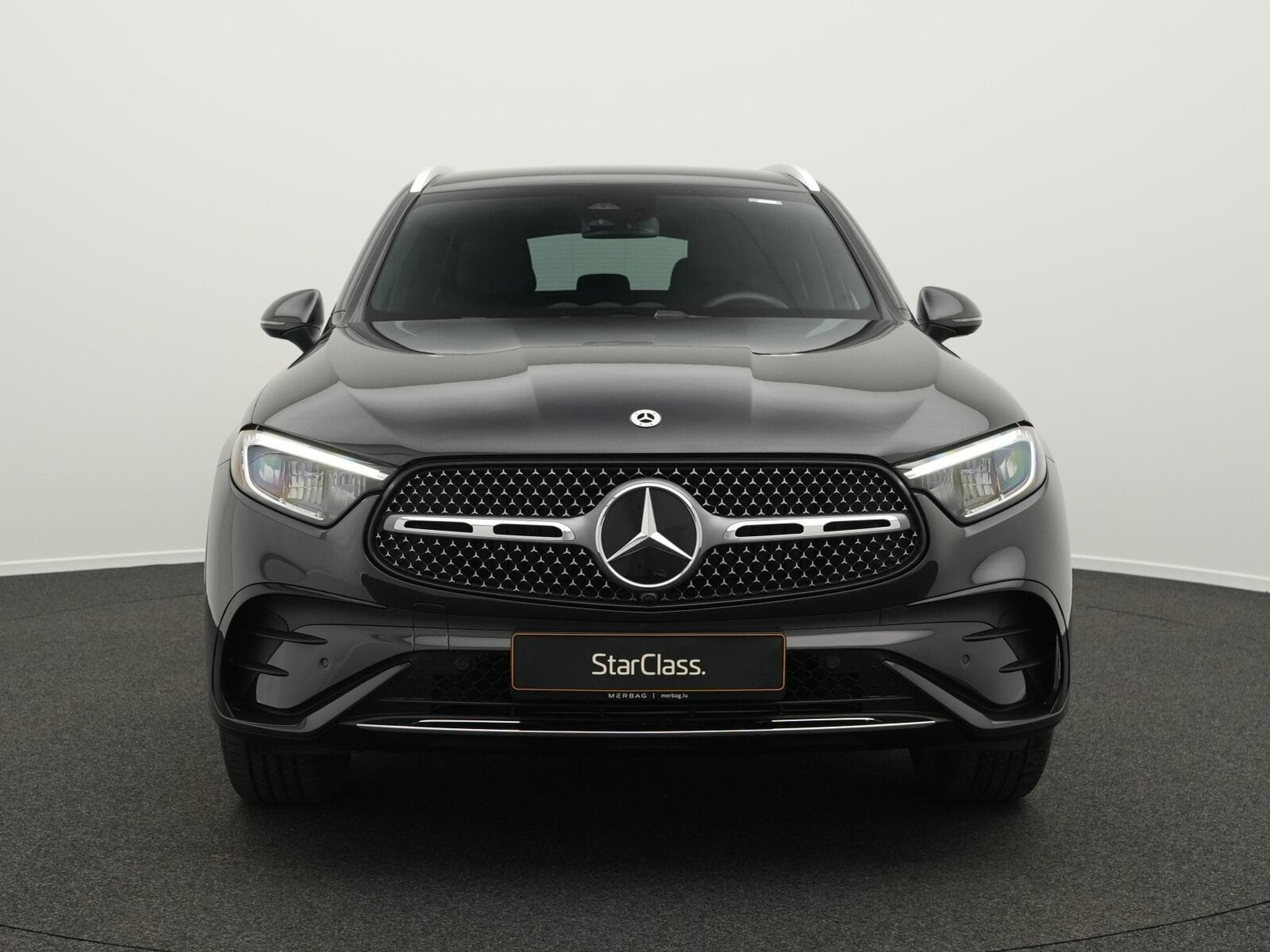 Mercedes GLC 300 d 4M AMG-Line LED+Kamera+Memo+19"+AHK (2025) - Photo 2