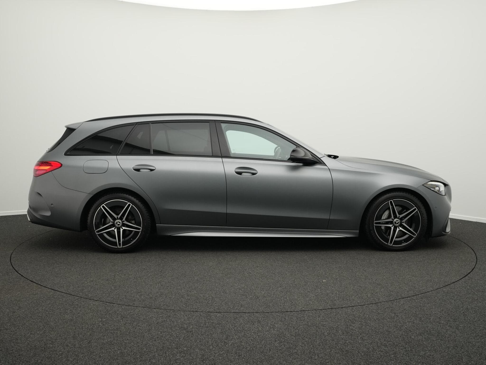 Mercedes C 220 d 4MATIC T-Modell LED+Night+Kamera+Keyless (2023) - Photo 5