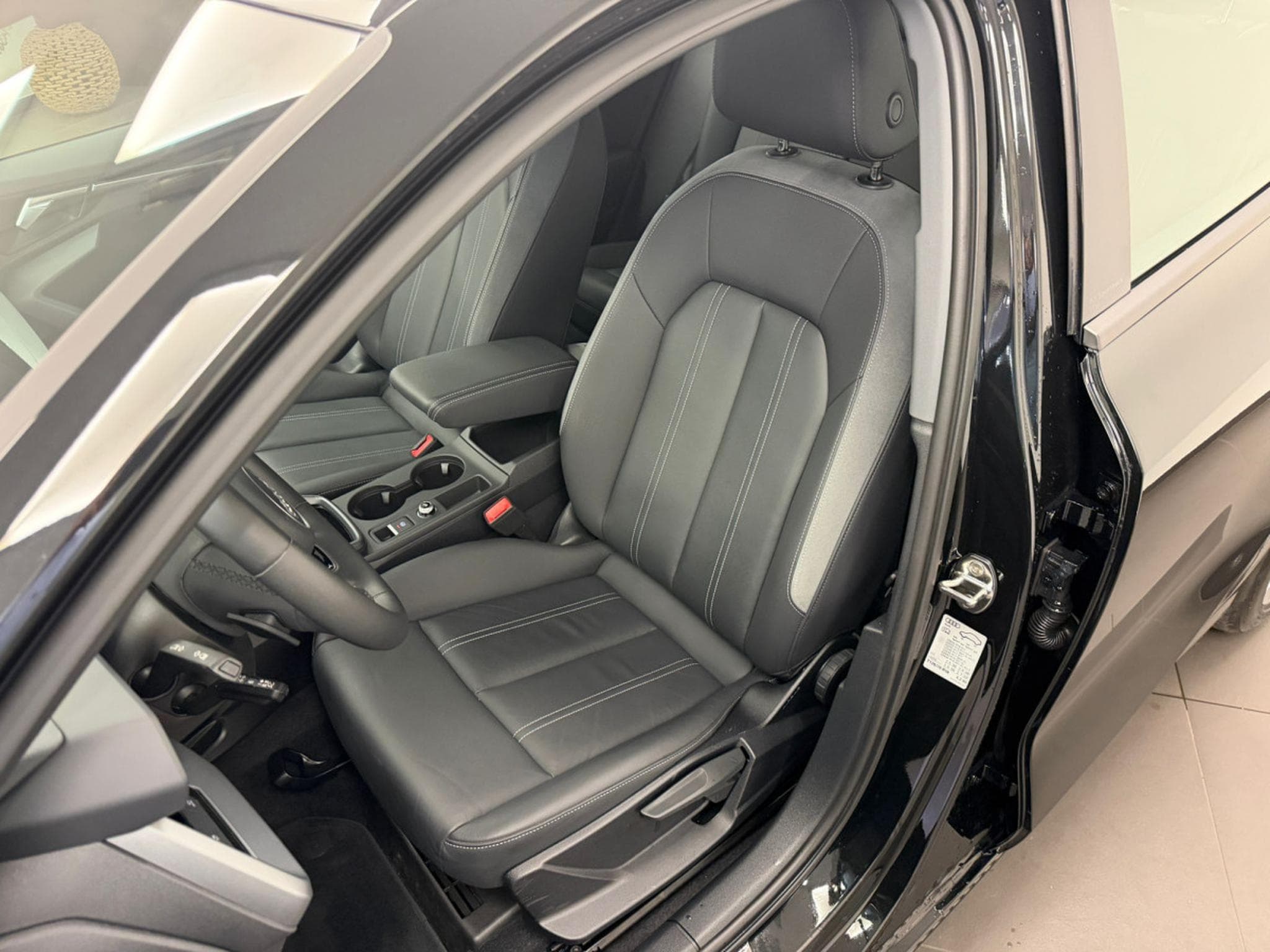 Audi A3 Sportback advanced 30 TFSI 116 CV / 85 kW S tronic (2025) - Photo 2