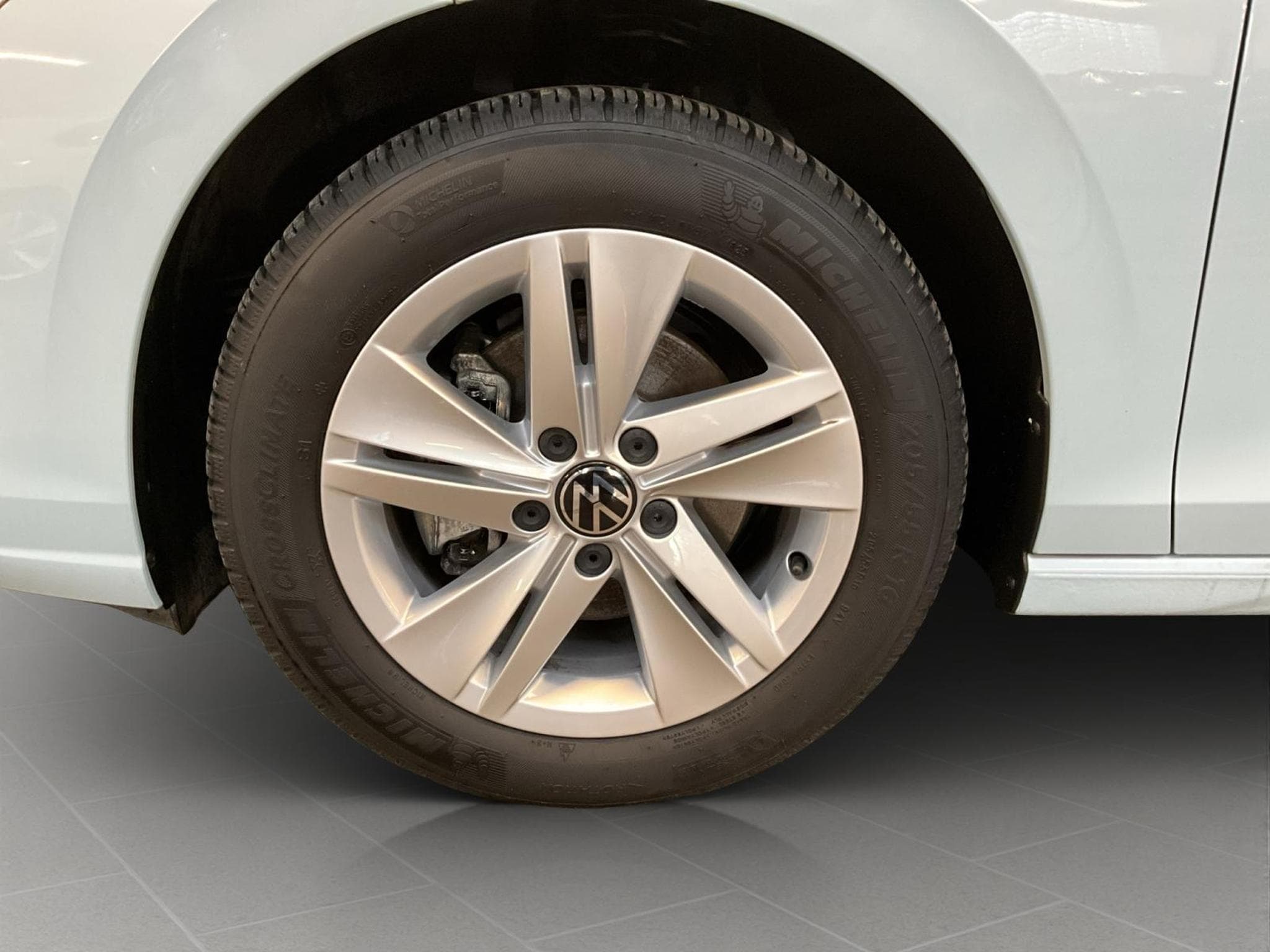 VW Golf Life+DSG+Navi+LED (2025) - Photo 8