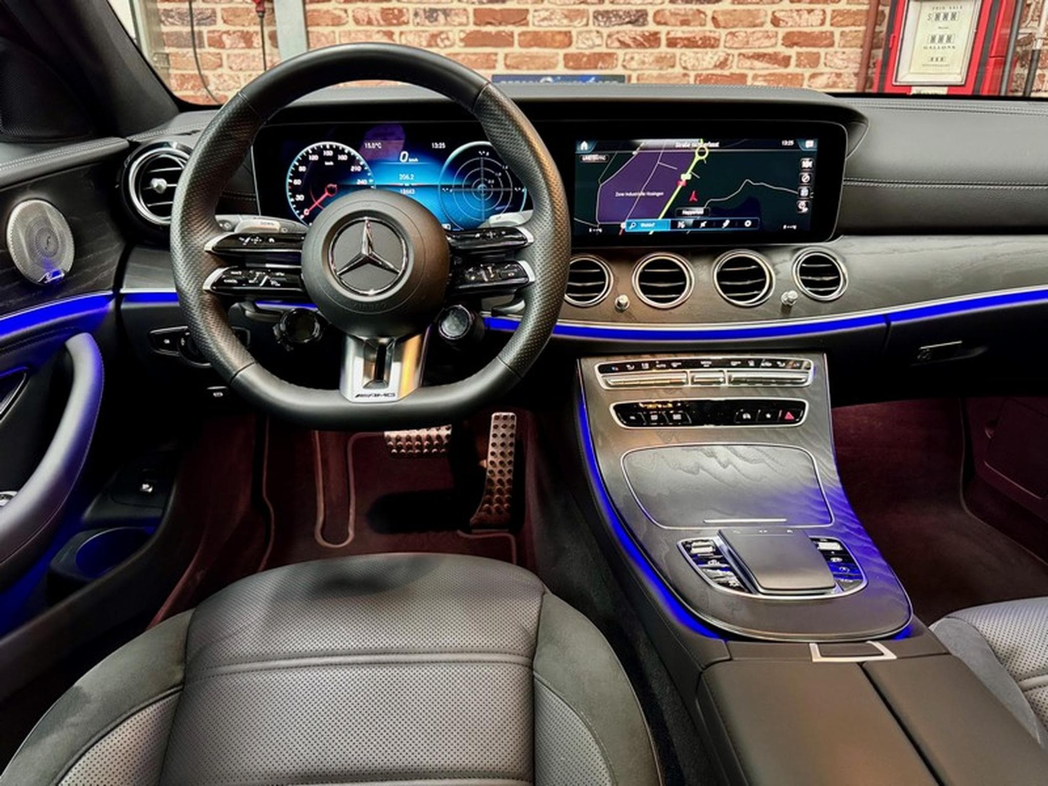 Mercedes E 53 AMG E 53 AMG Break 3.0 457cv Auto 4Matic+ AttRem/ToitO+P (2024) - Photo 4
