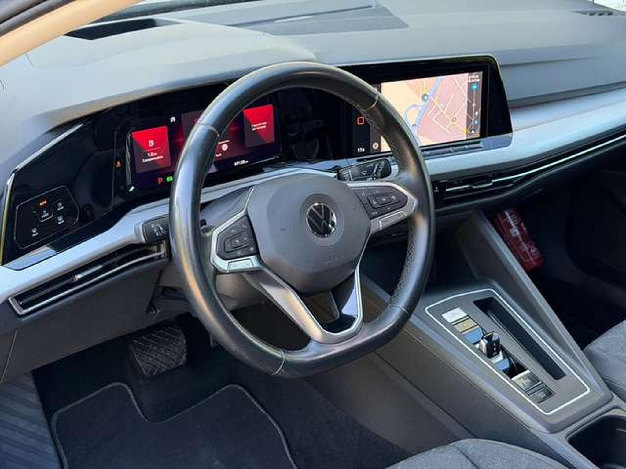 VW Golf Golf 1.5 eTSI Life OPF DSG (EU6AP) (2021) - Photo 10