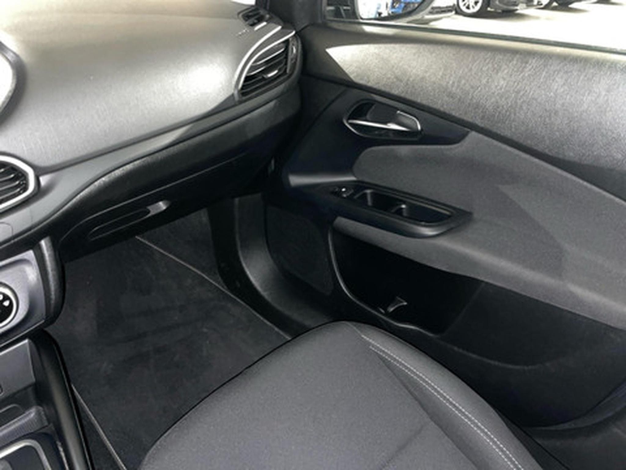 Fiat Tipo 1.5 Hybrid 130 DCT7 (2024) - Photo 9