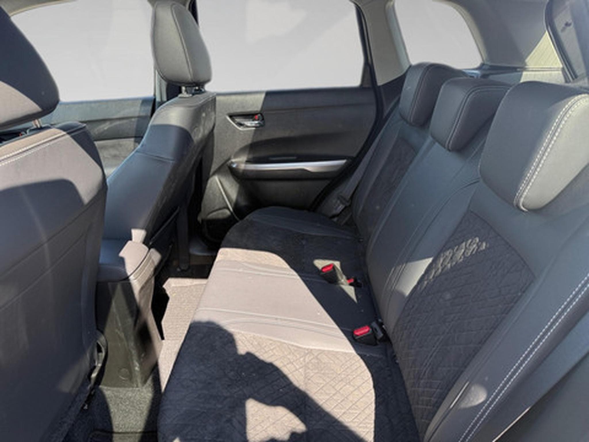 Suzuki Vitara 1.4 GLX (2024) - Photo 17