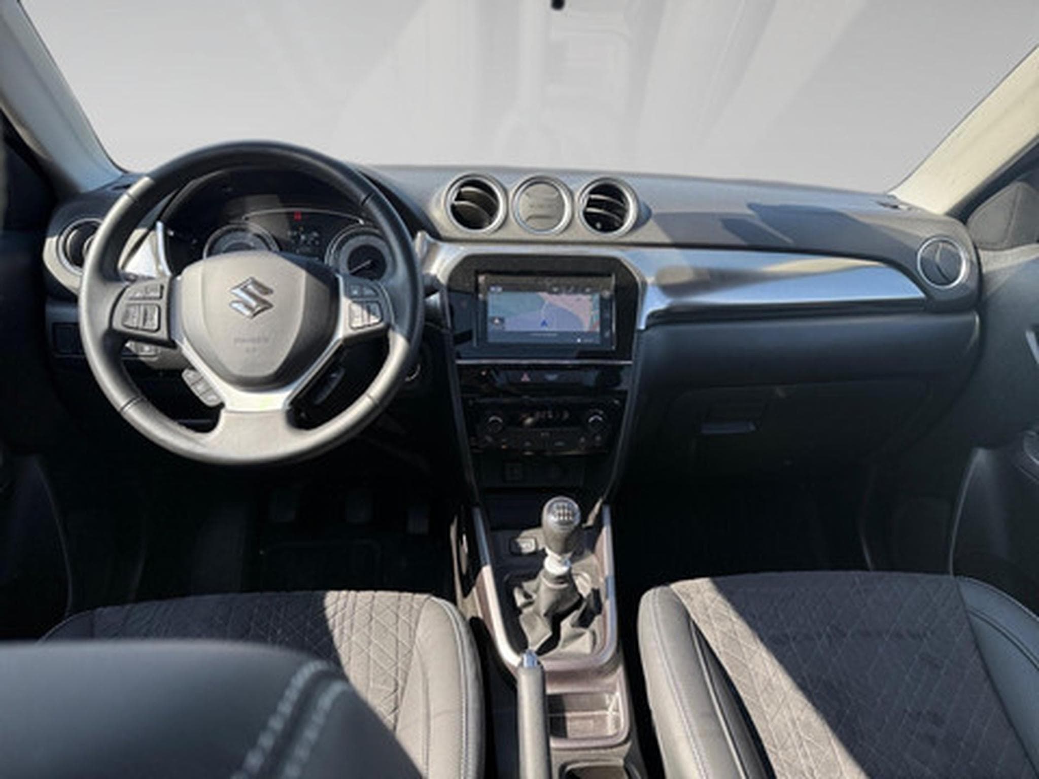 Suzuki Vitara 1.4 GLX (2024) - Photo 18