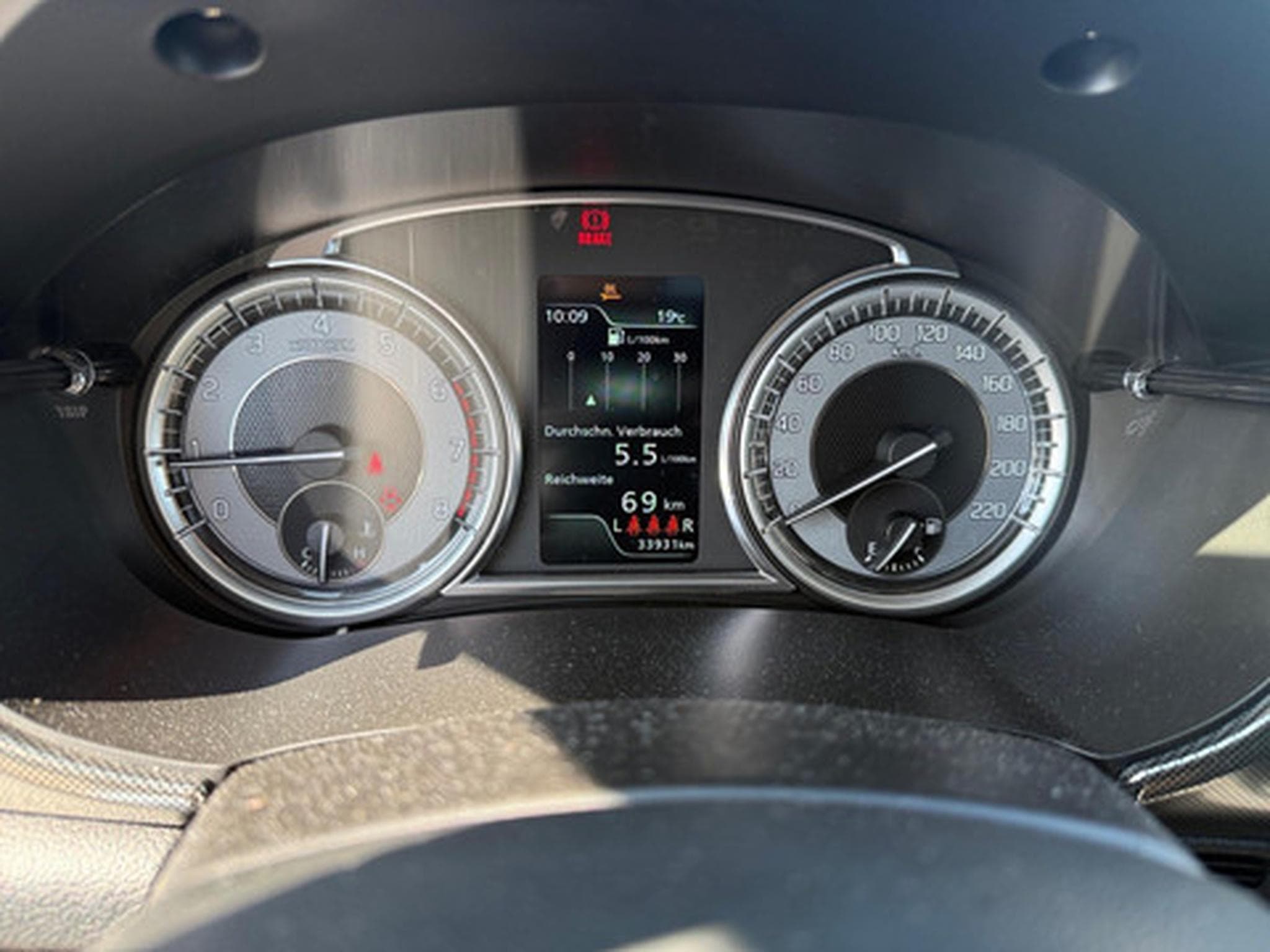 Suzuki Vitara 1.4 GLX (2024) - Photo 2