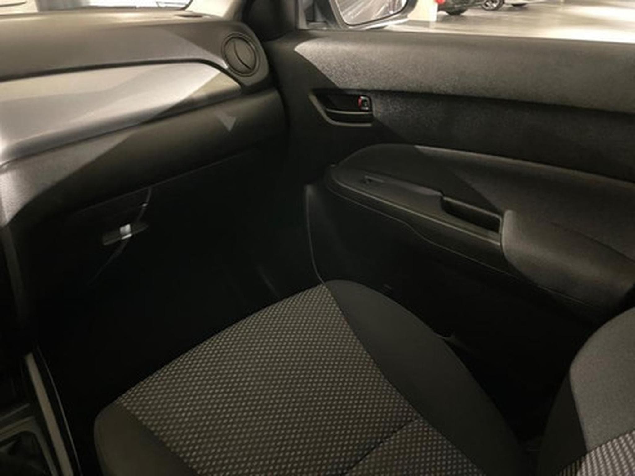 Suzuki Grand Vitara 1.6 Luxe (2019) - Photo 10