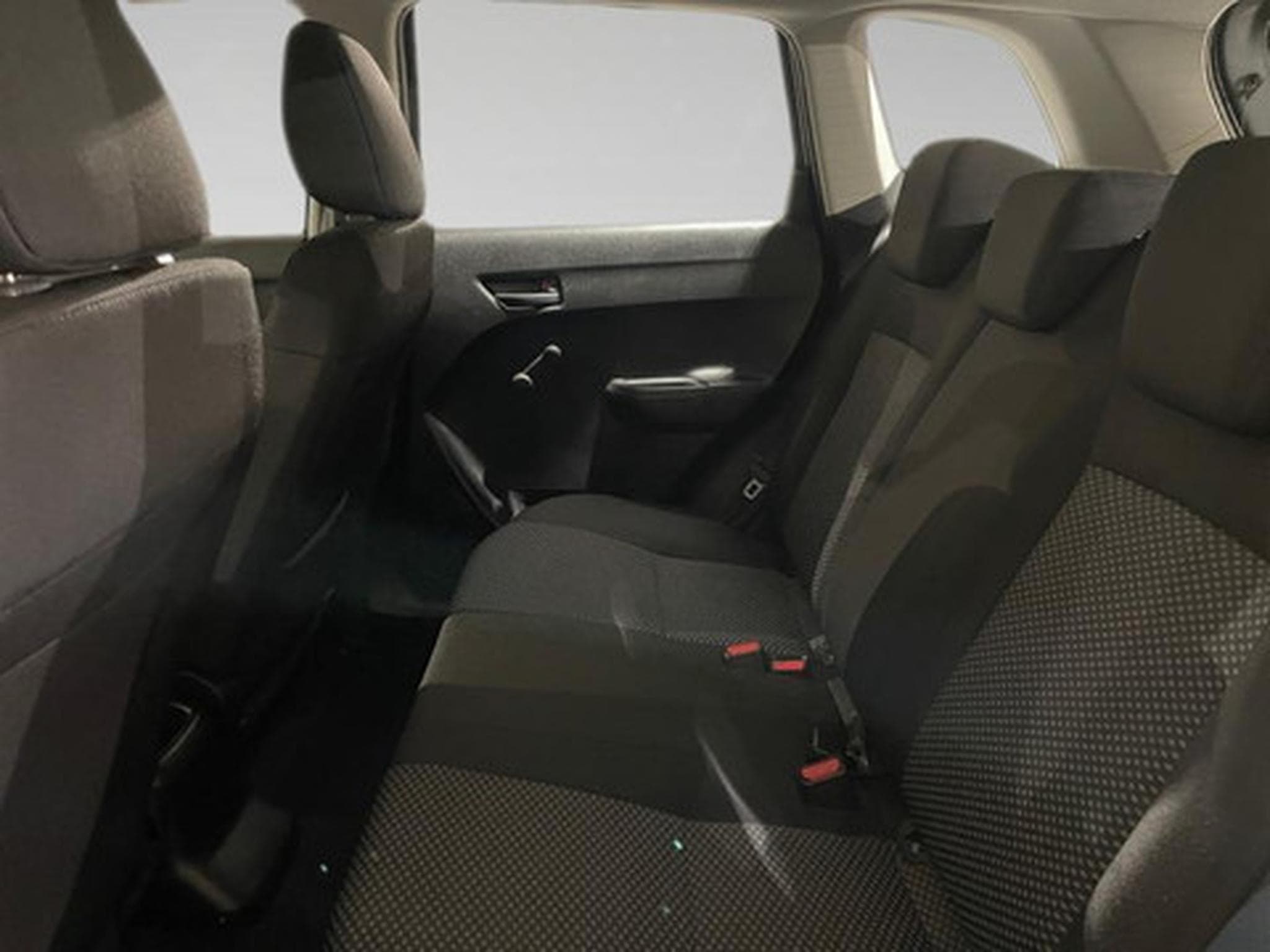 Suzuki Grand Vitara 1.6 Luxe (2019) - Photo 11