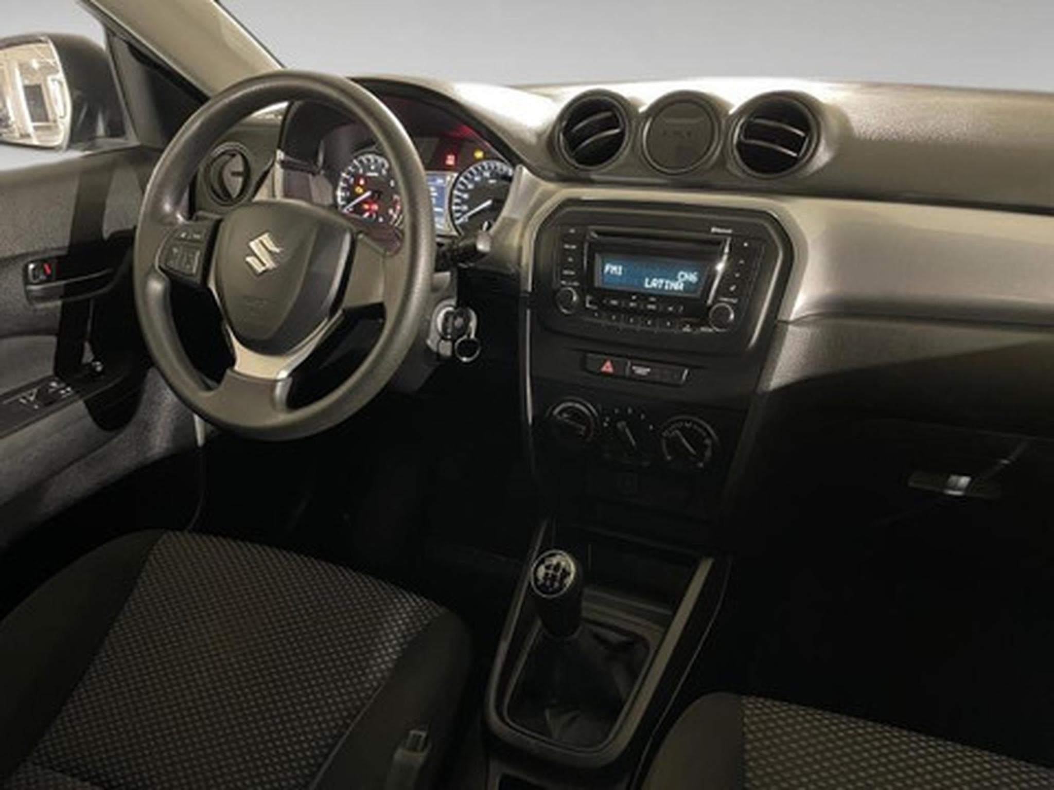 Suzuki Grand Vitara 1.6 Luxe (2019) - Photo 6