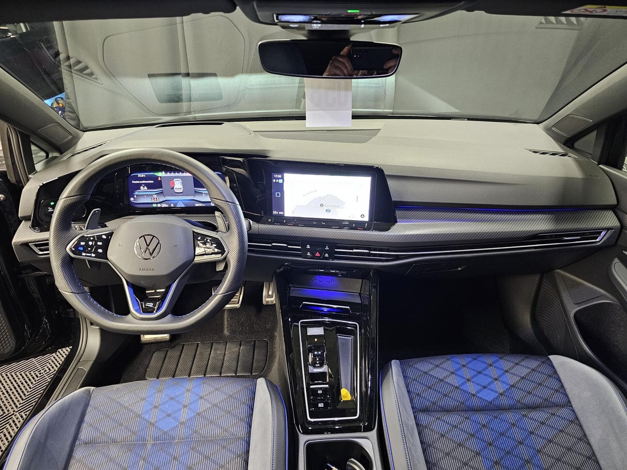 VW Golf R 2.0 TSI 320CV 4Motion CAMERA/CarPlay/HUD/IQ light (2024) - Photo 12