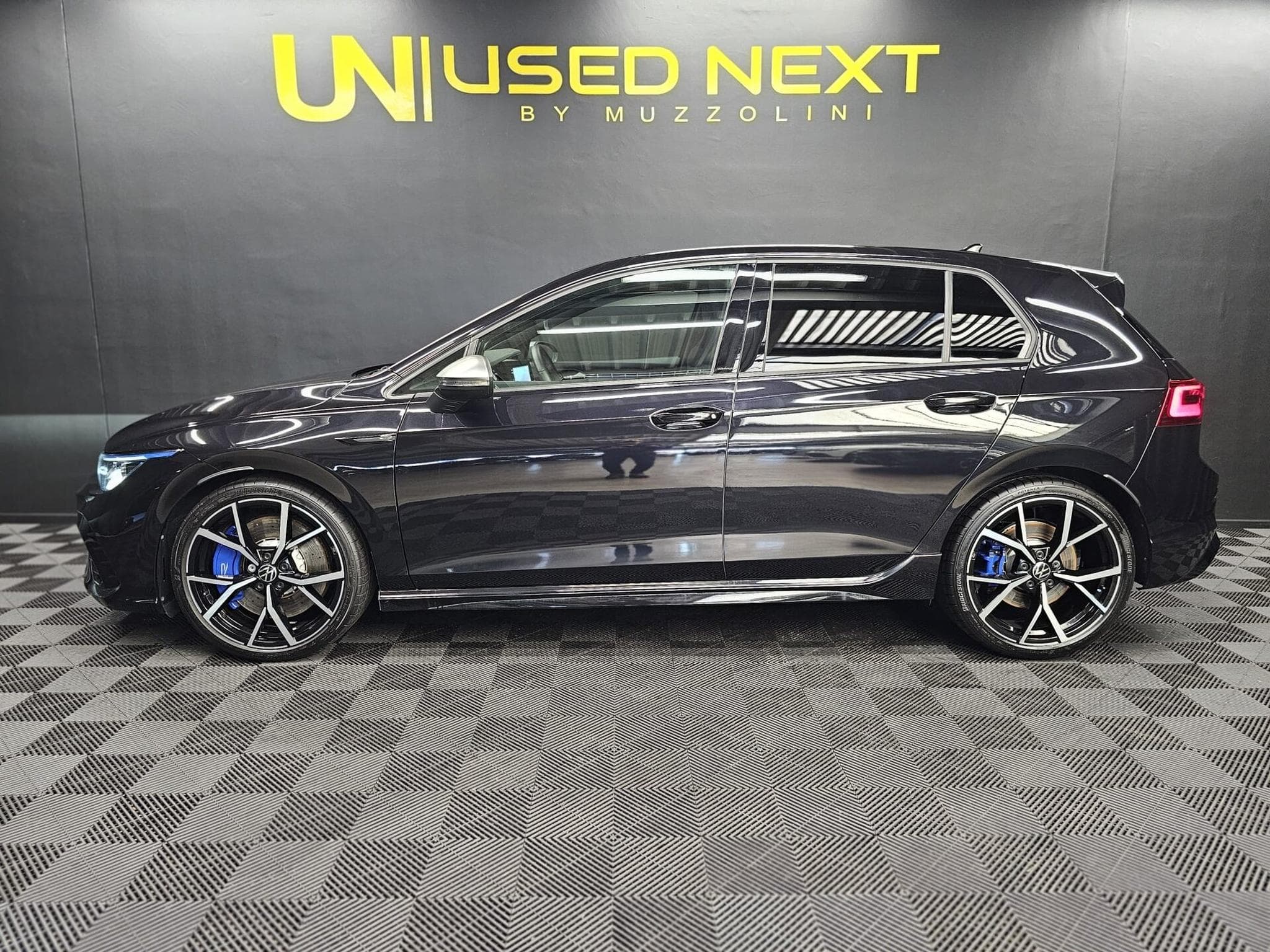 VW Golf R 2.0 TSI 320CV 4Motion CAMERA/CarPlay/HUD/IQ light (2024) - Photo 2