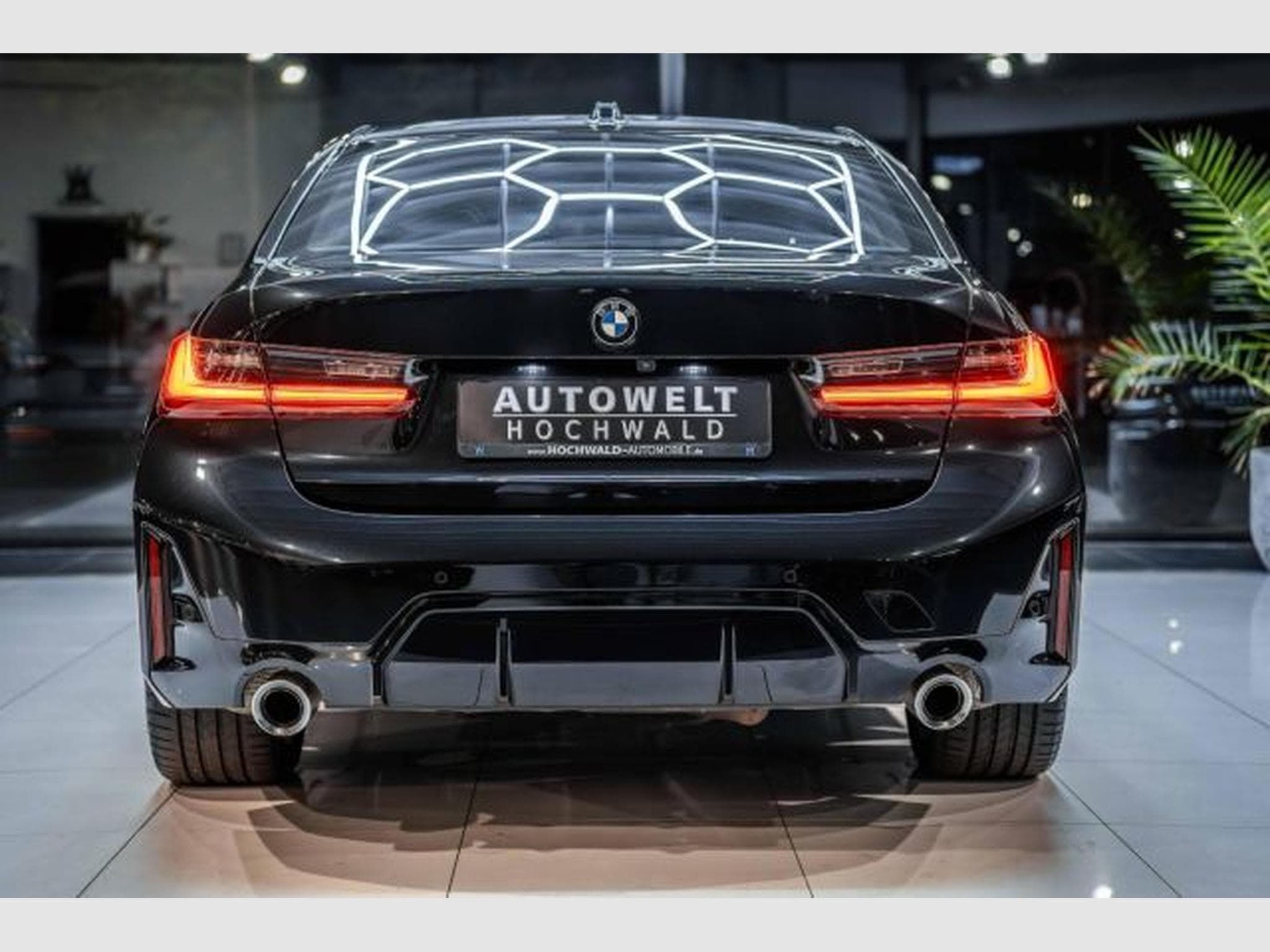 BMW 320 320d xDrive 8G M-Sport Curved LED HiFi RFK PANO (2024) - Photo 14