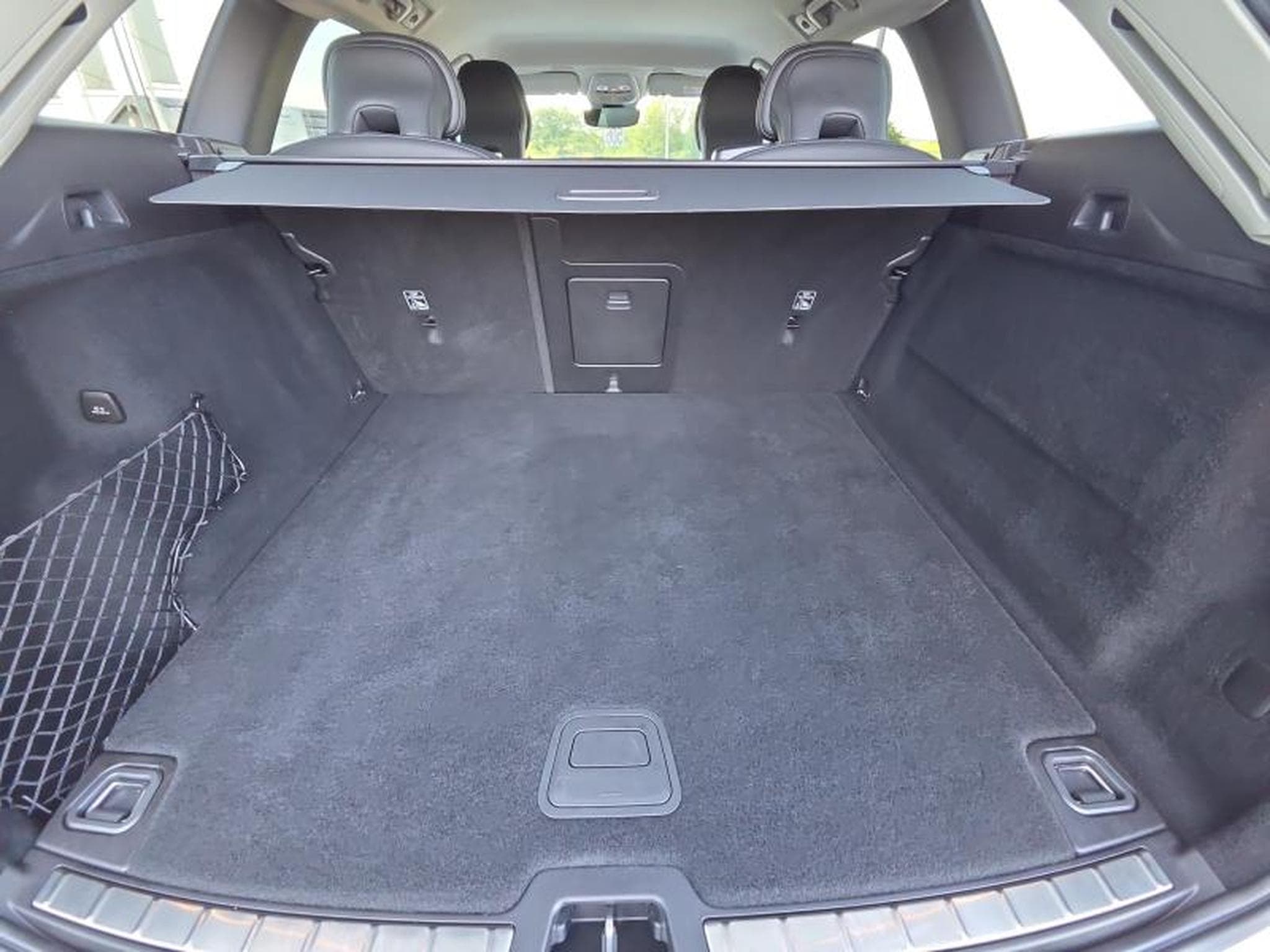 Volvo XC60 B4 Plus Dark / Essence (2024) - Photo 22