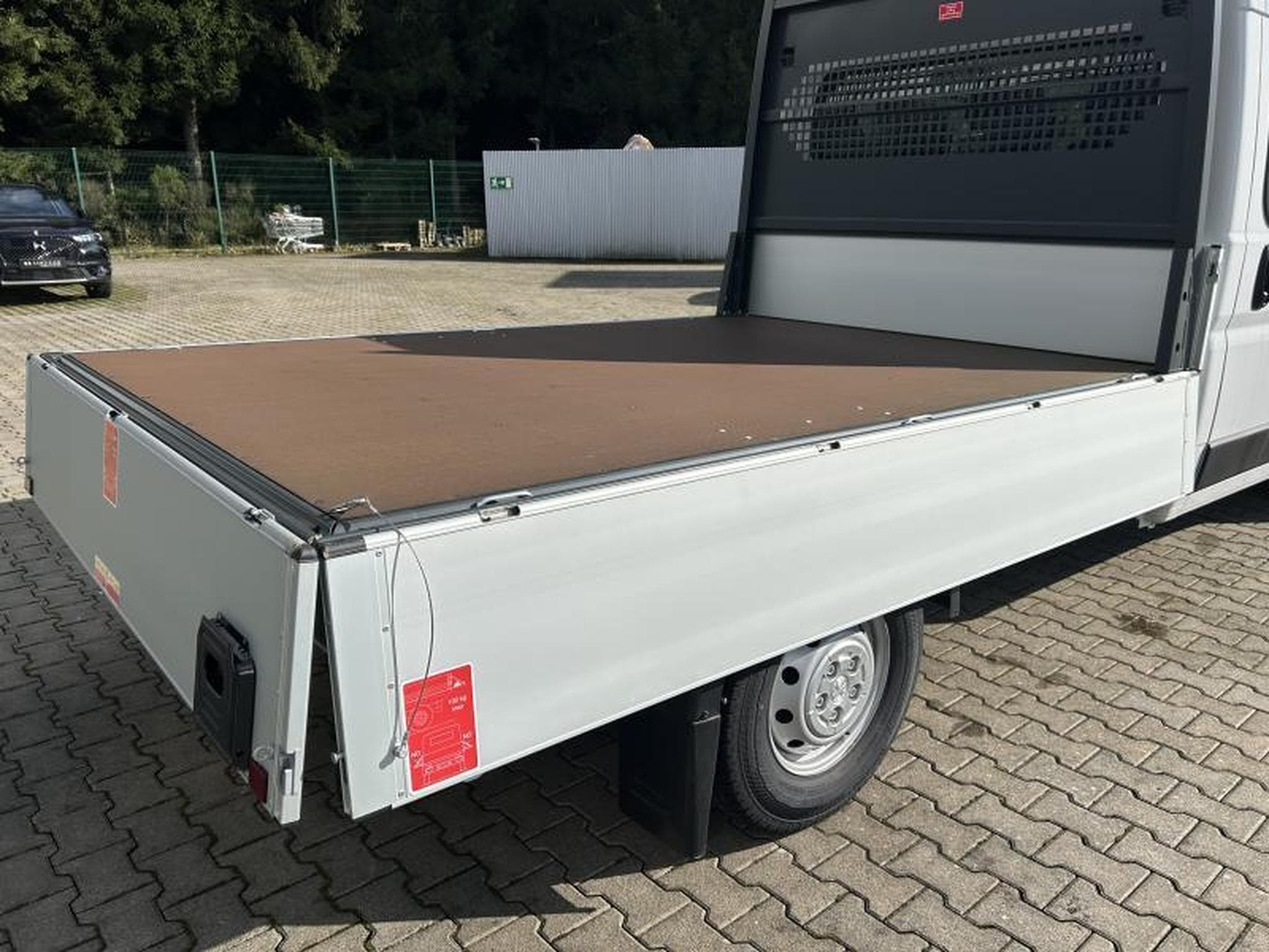 Peugeot Boxer Plateau DC 435 L3 (2024) - Photo 18