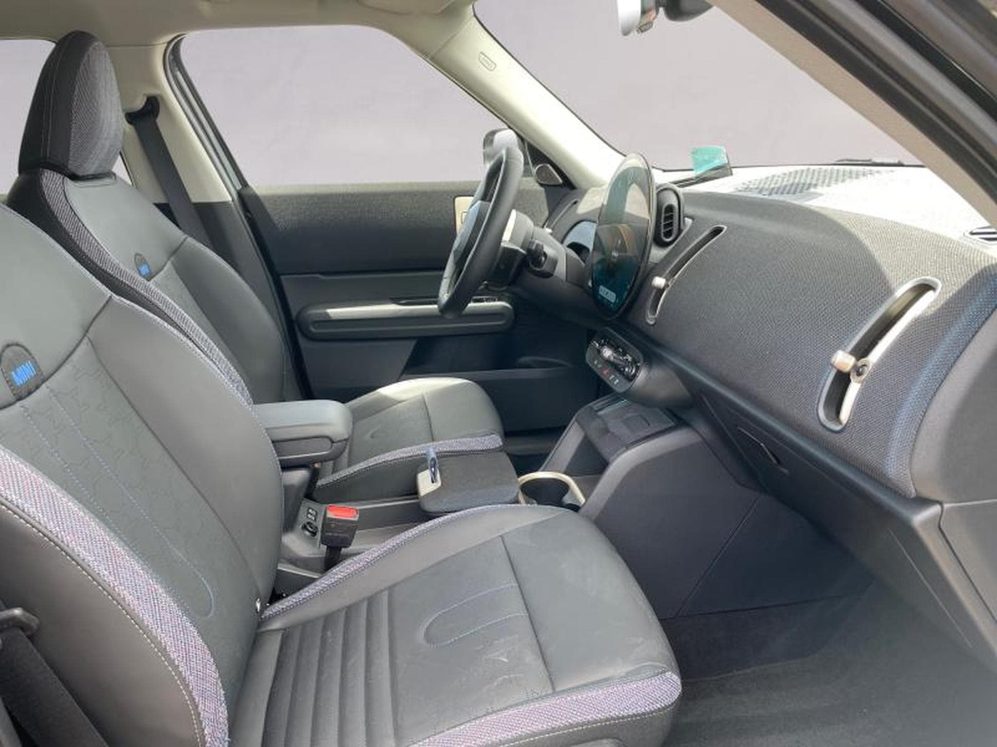 MINI Countryman Countryman S ALL4 (2025) - Photo 13