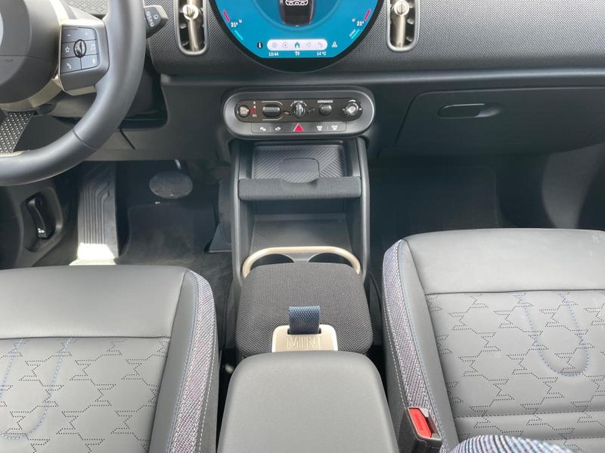 MINI Countryman Countryman S ALL4 (2025) - Photo 8