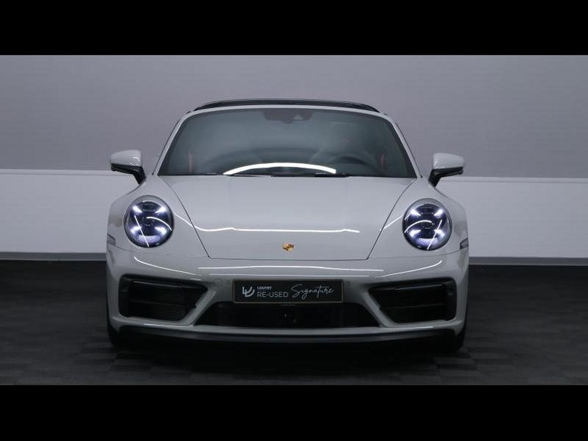 Porsche 911 Targa 4 GTS PDK (2024) - Photo 2