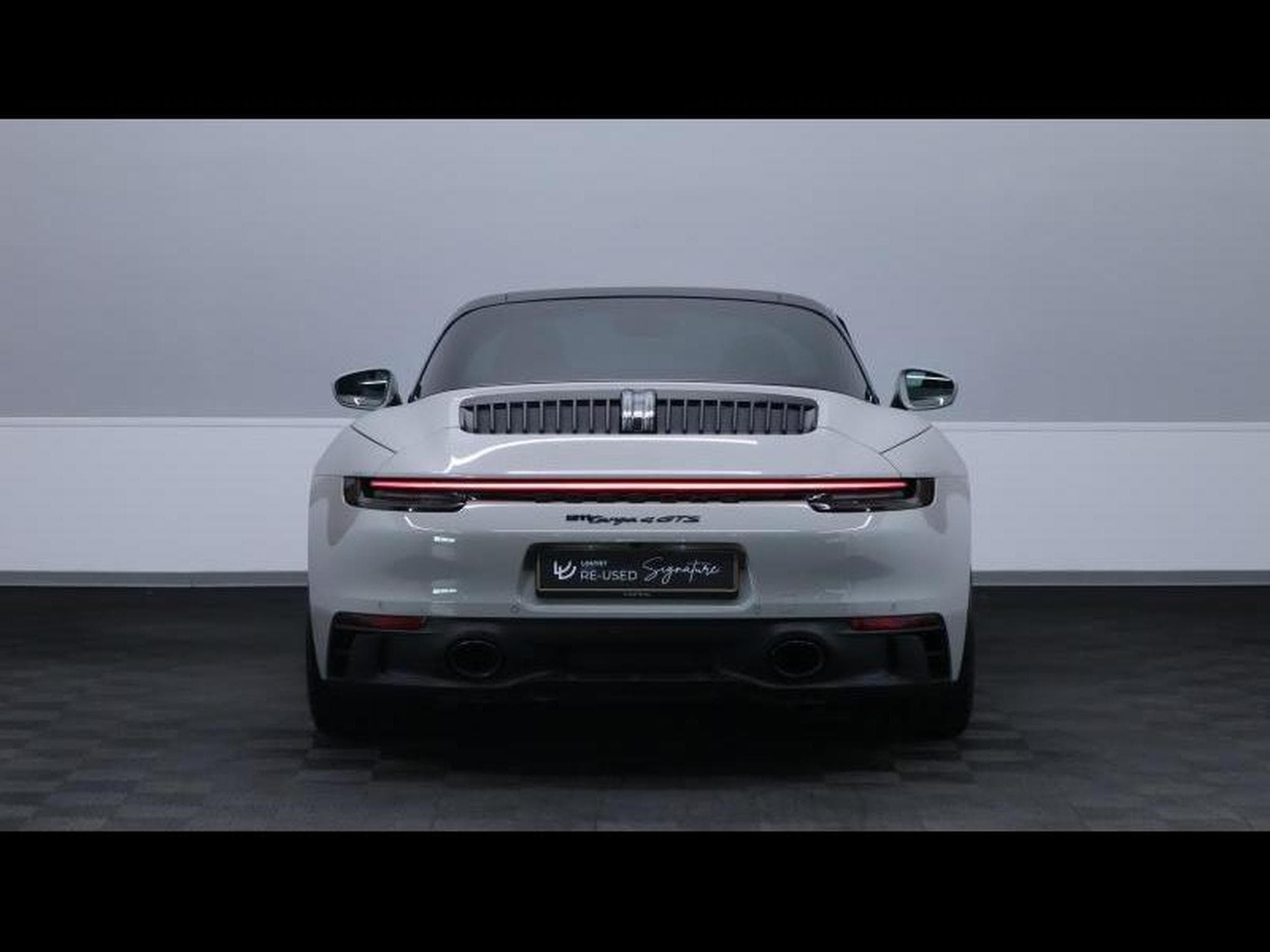 Porsche 911 Targa 4 GTS PDK (2024) - Photo 8